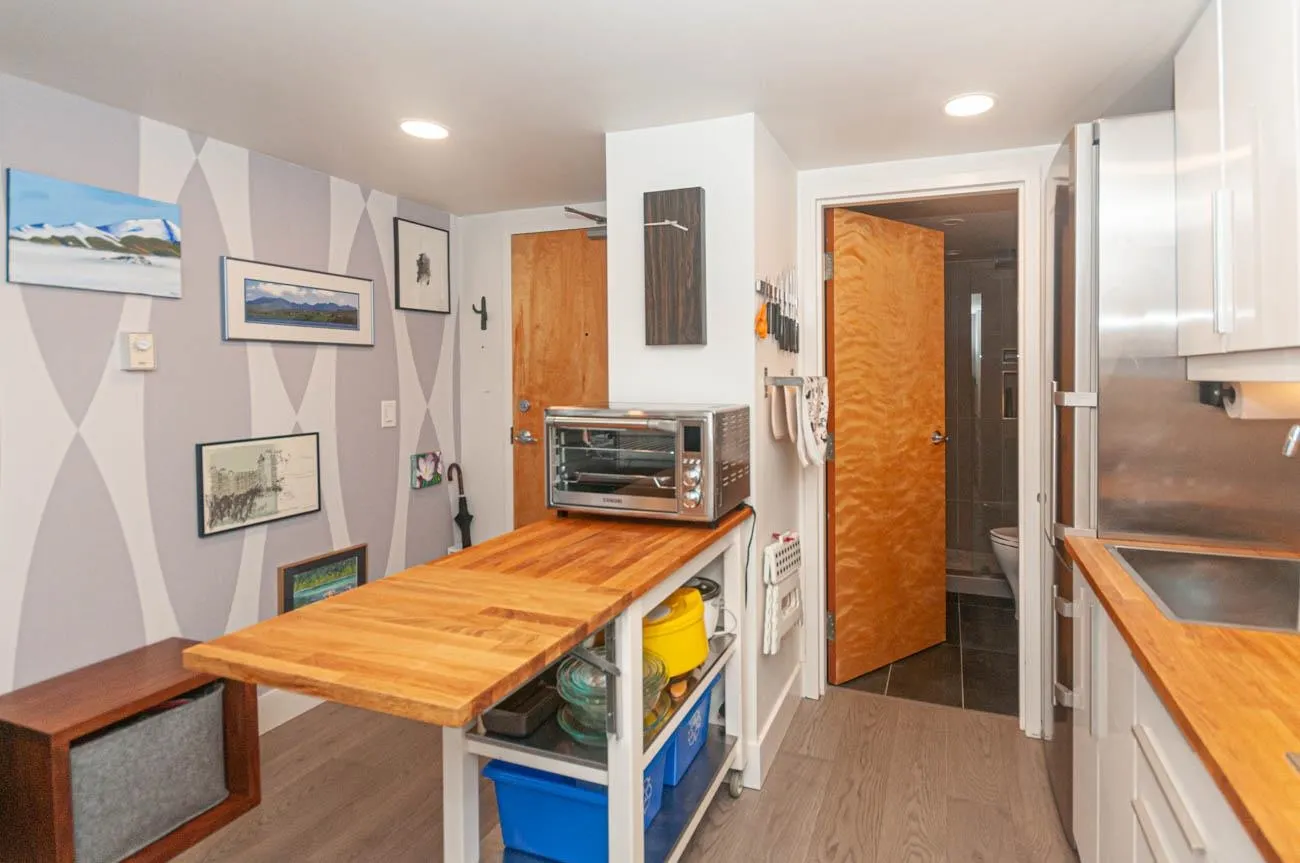 933 Seymour Street #702