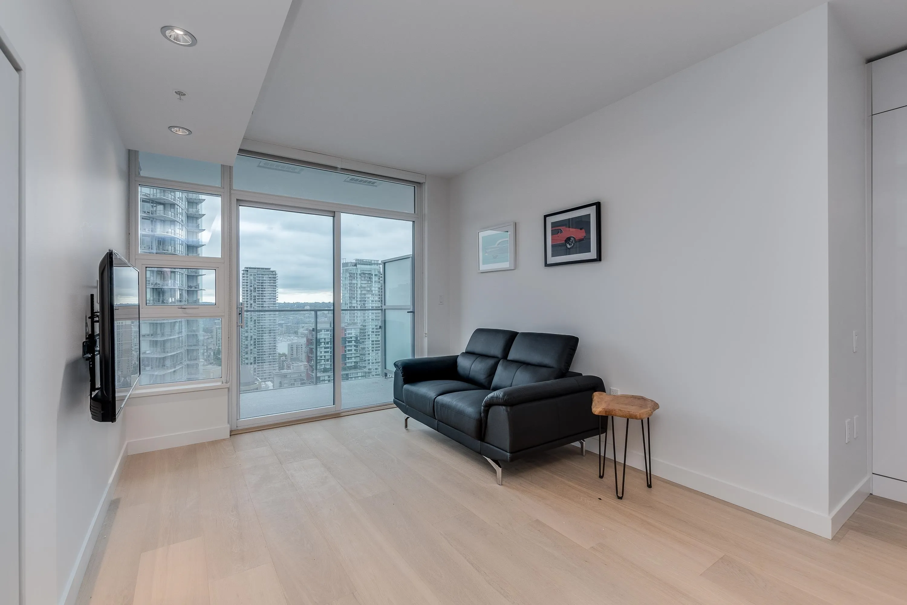 1289 Hornby Street #1209