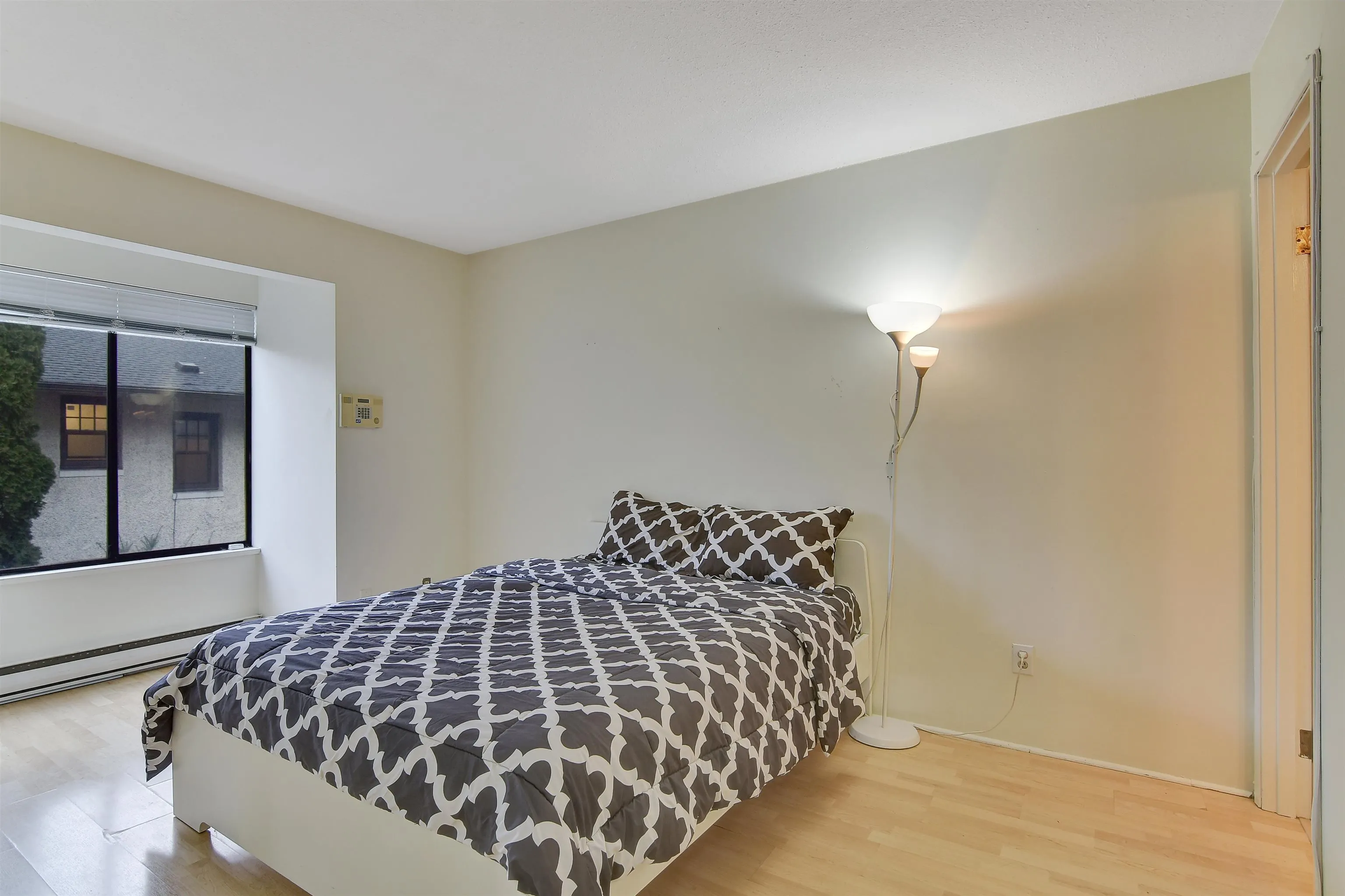 1405 Haro Street #202