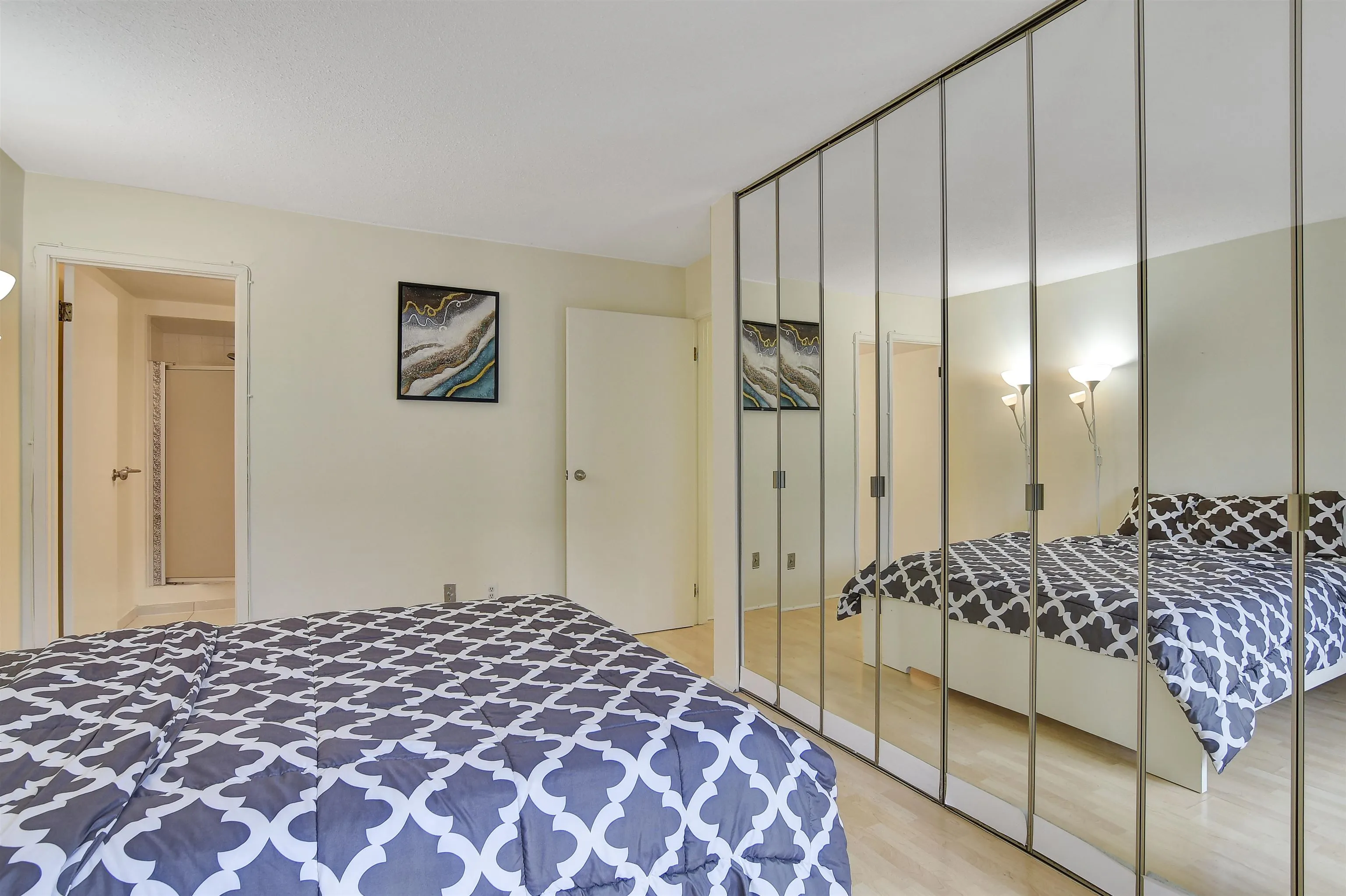 1405 Haro Street #202