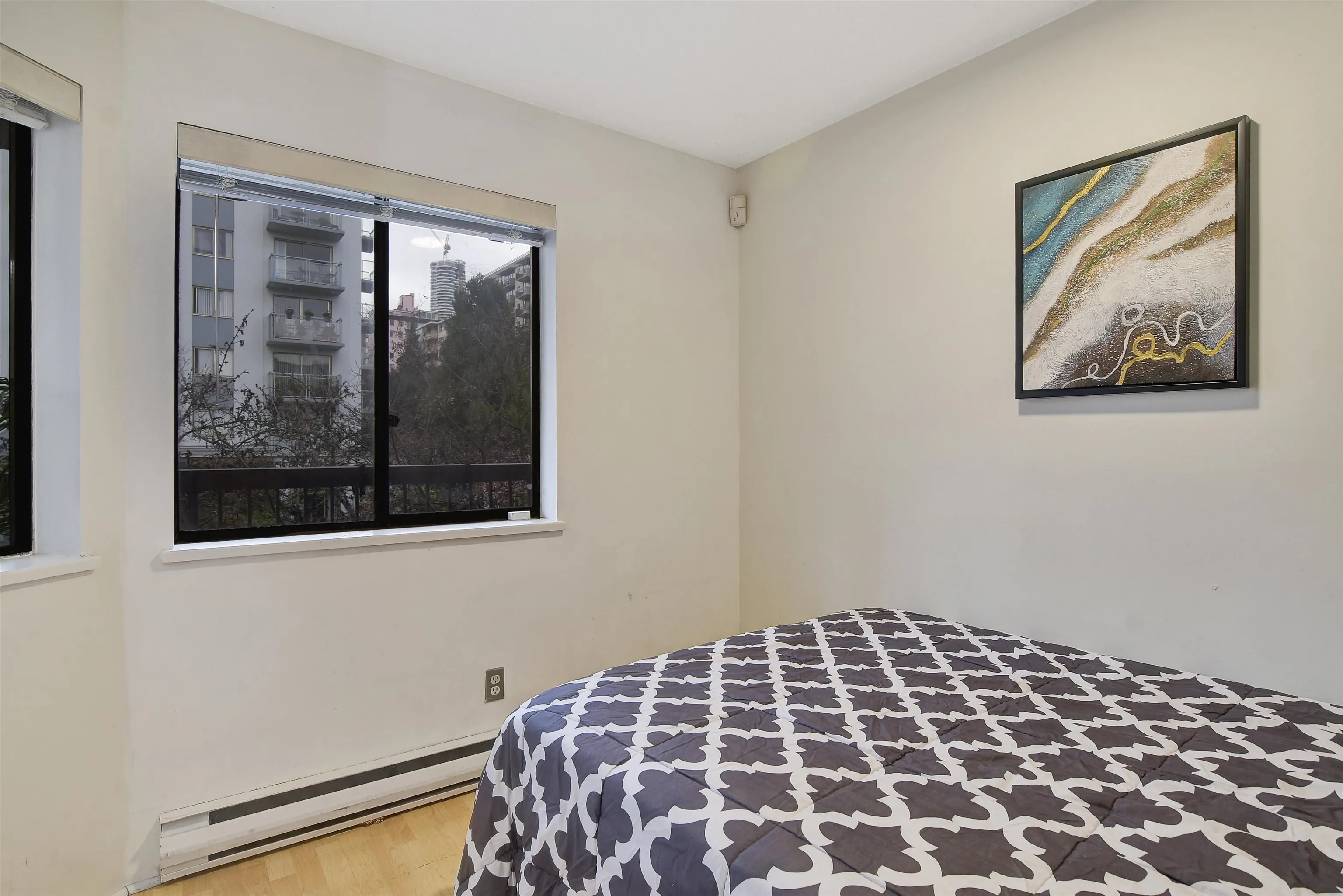 1405 Haro Street #202