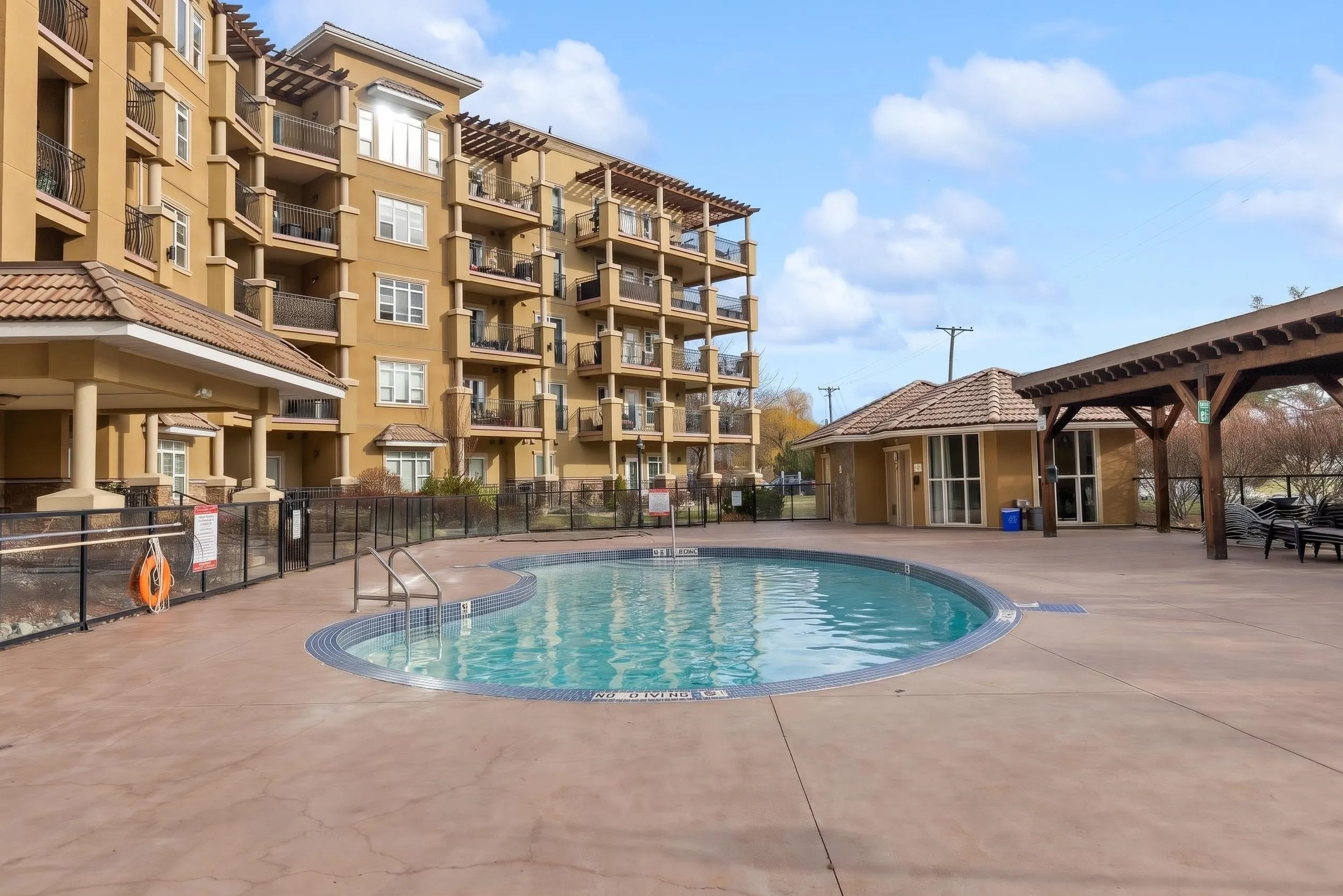 2070 Boucherie Road #417