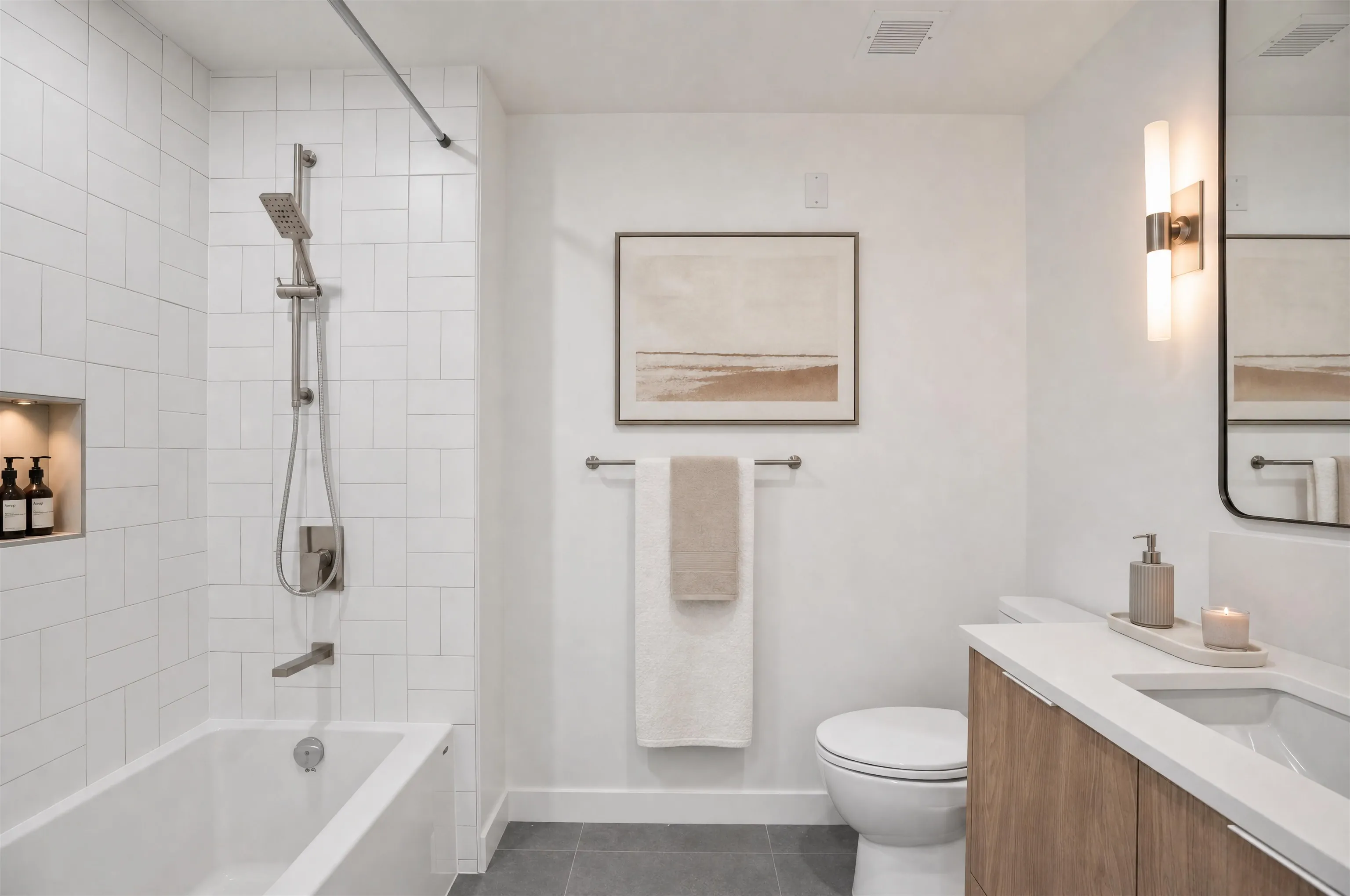 1616 Lloyd Avenue #205