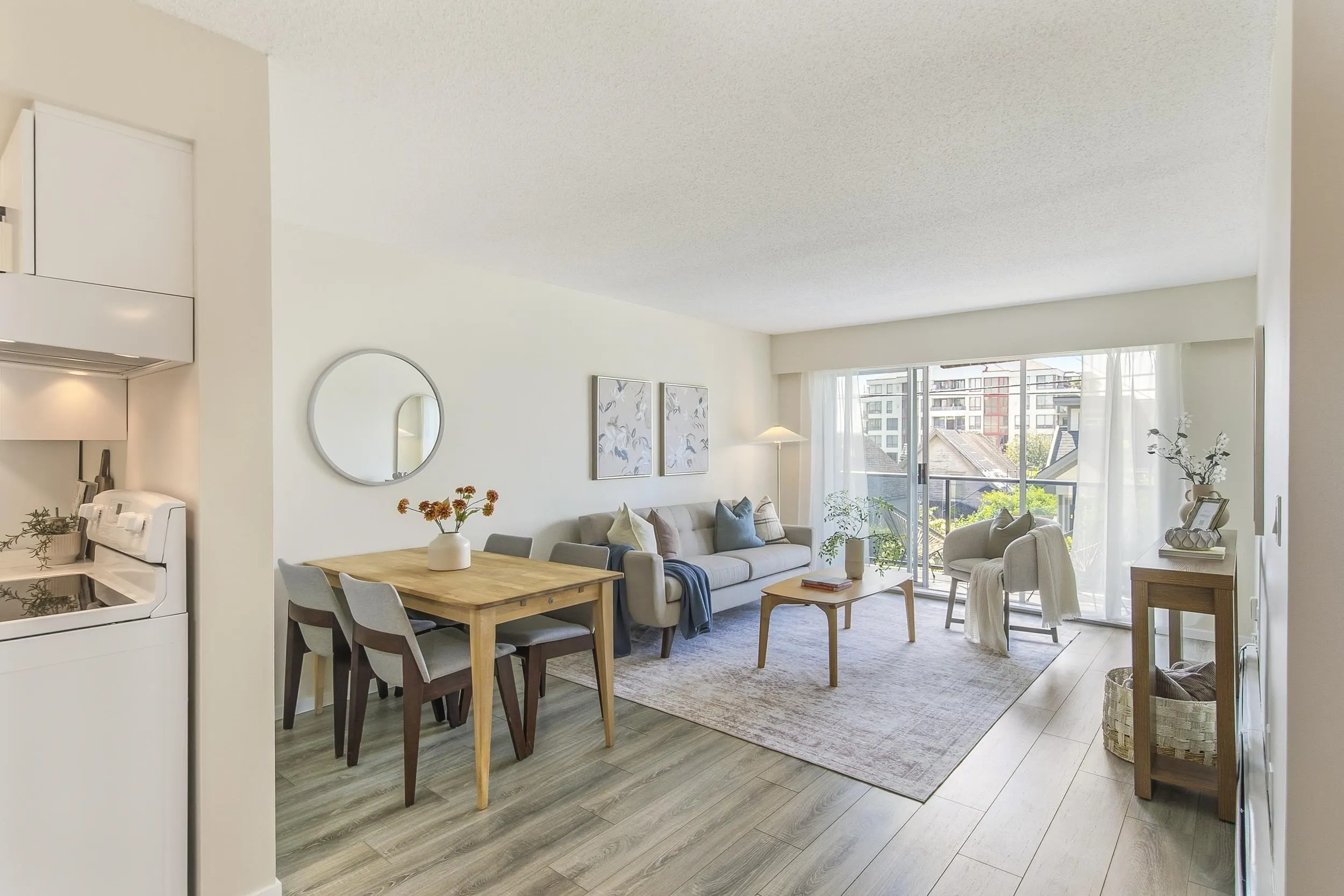 230 Mowat Street #108