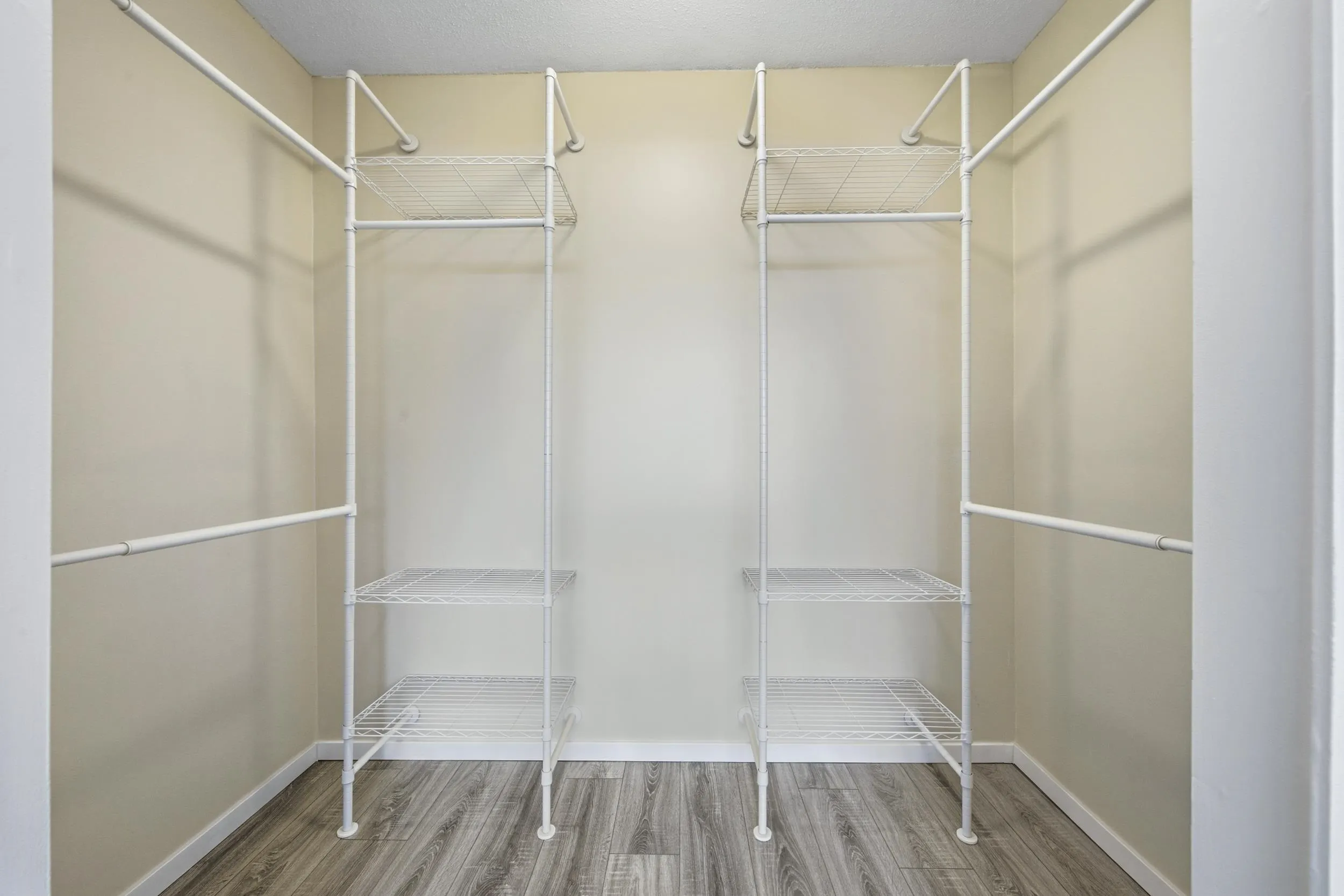 230 Mowat Street #108