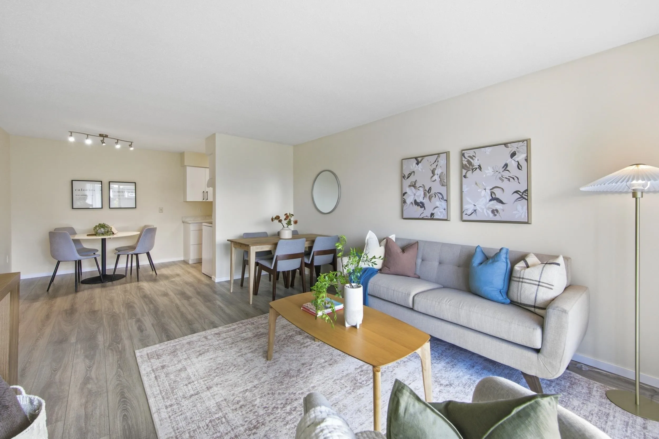 230 Mowat Street #108