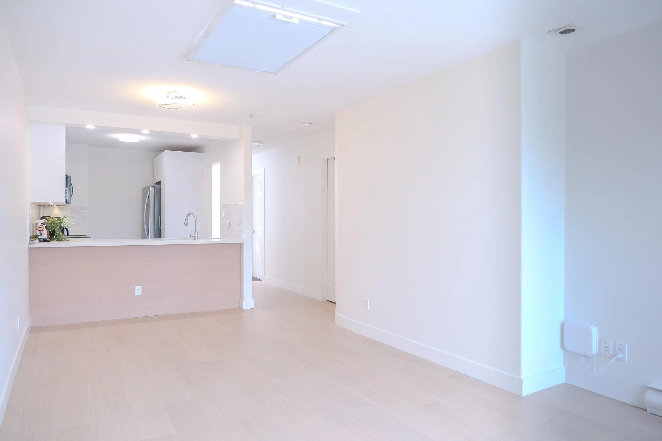 4893 Clarendon Street #311