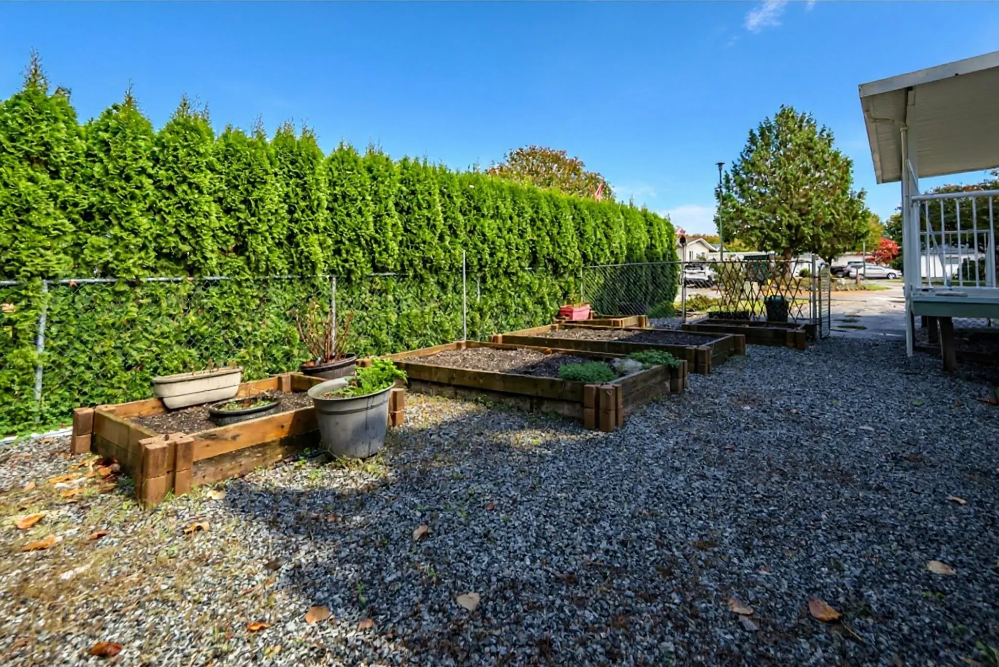 41168 Lougheed Highway #16