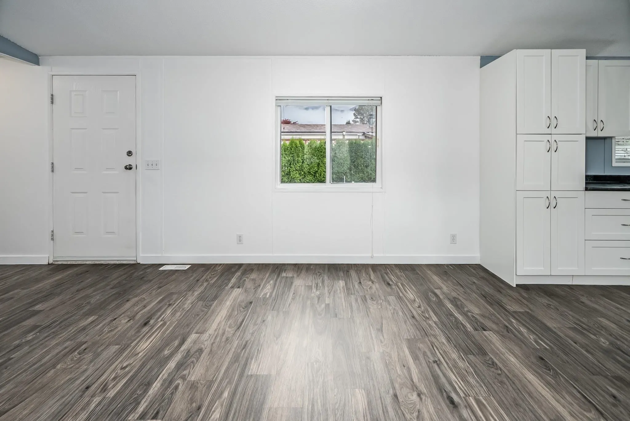 41168 Lougheed Highway #16