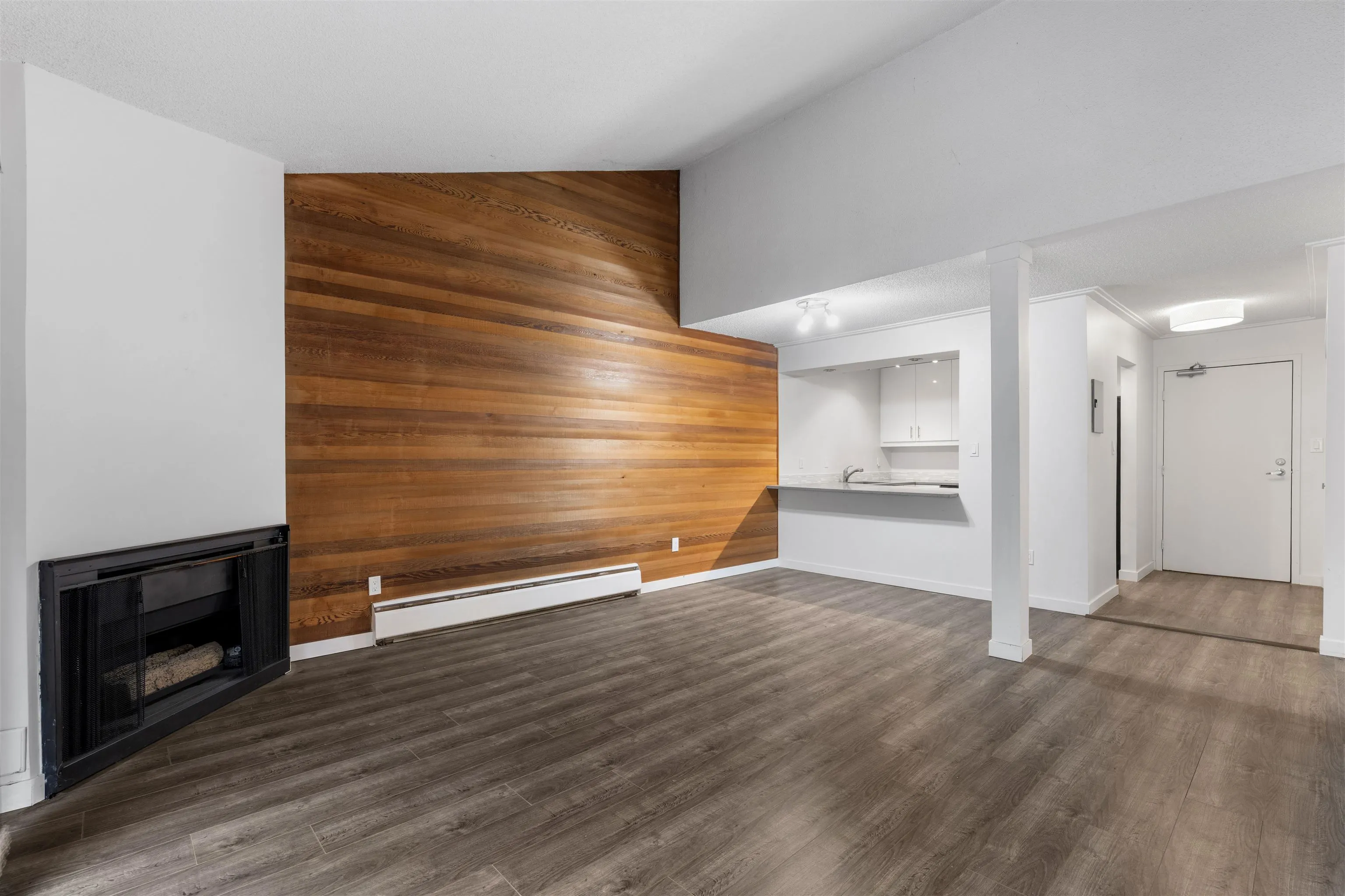 720 Eighth Avenue #301