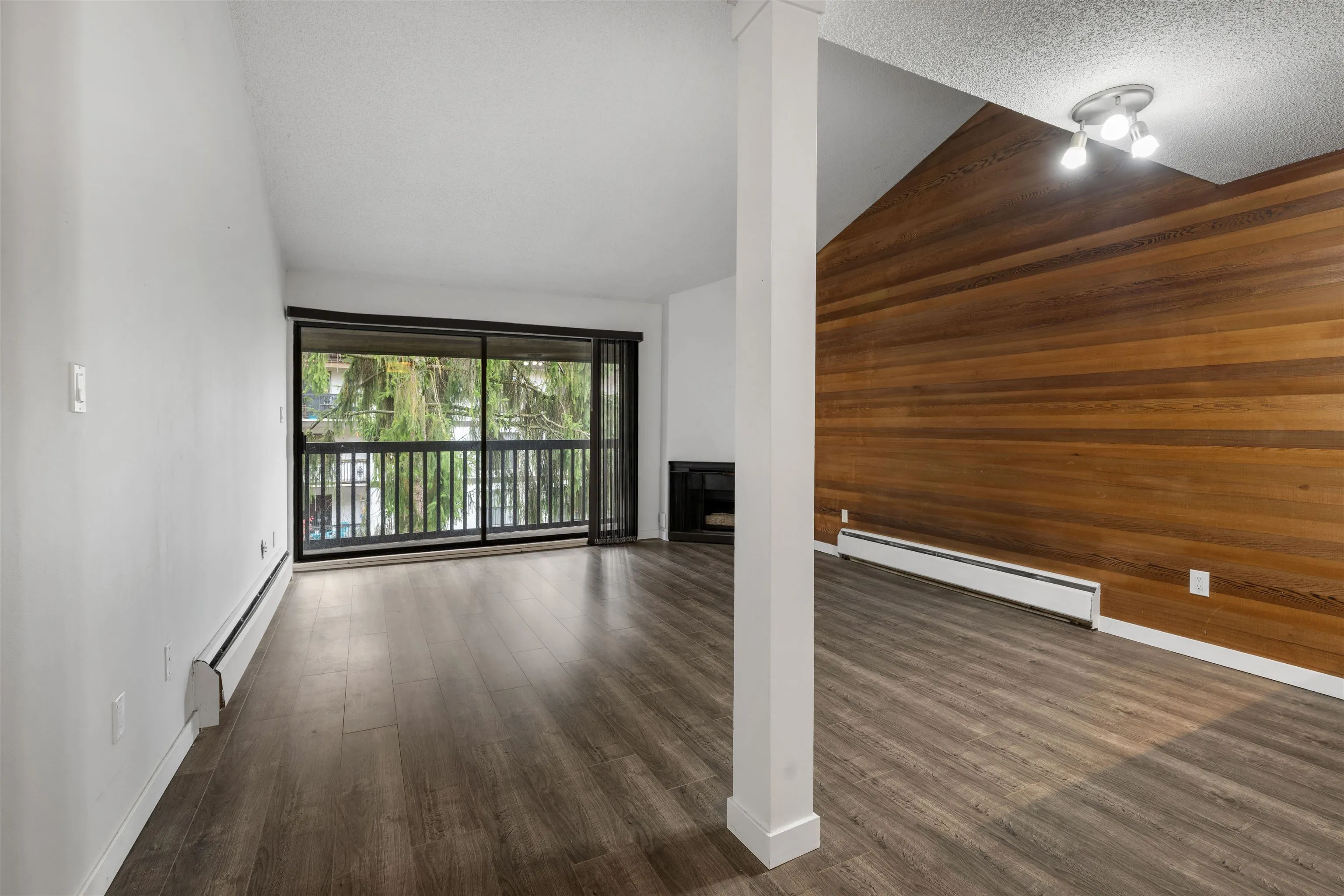 720 Eighth Avenue #301