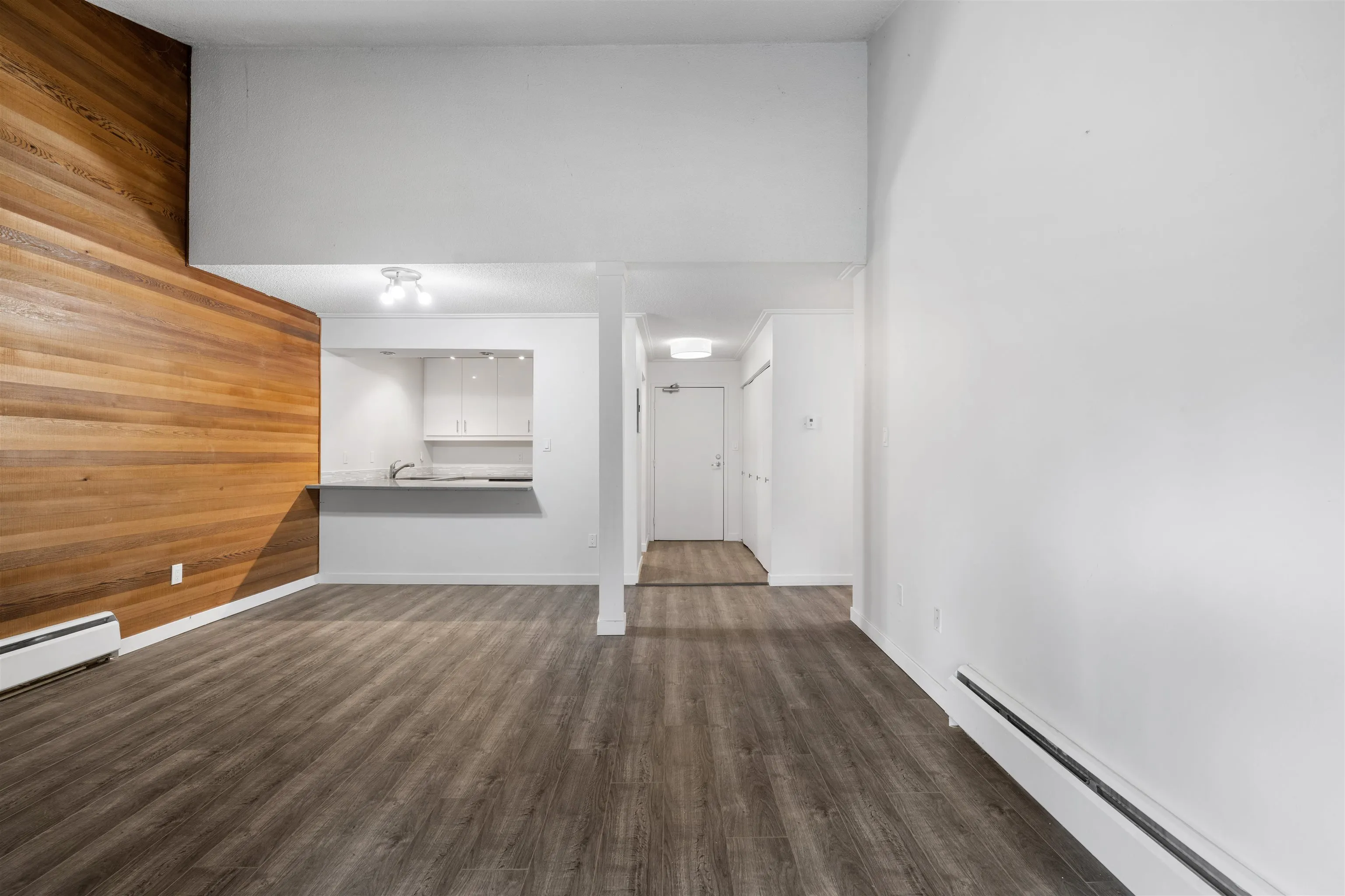 720 Eighth Avenue #301