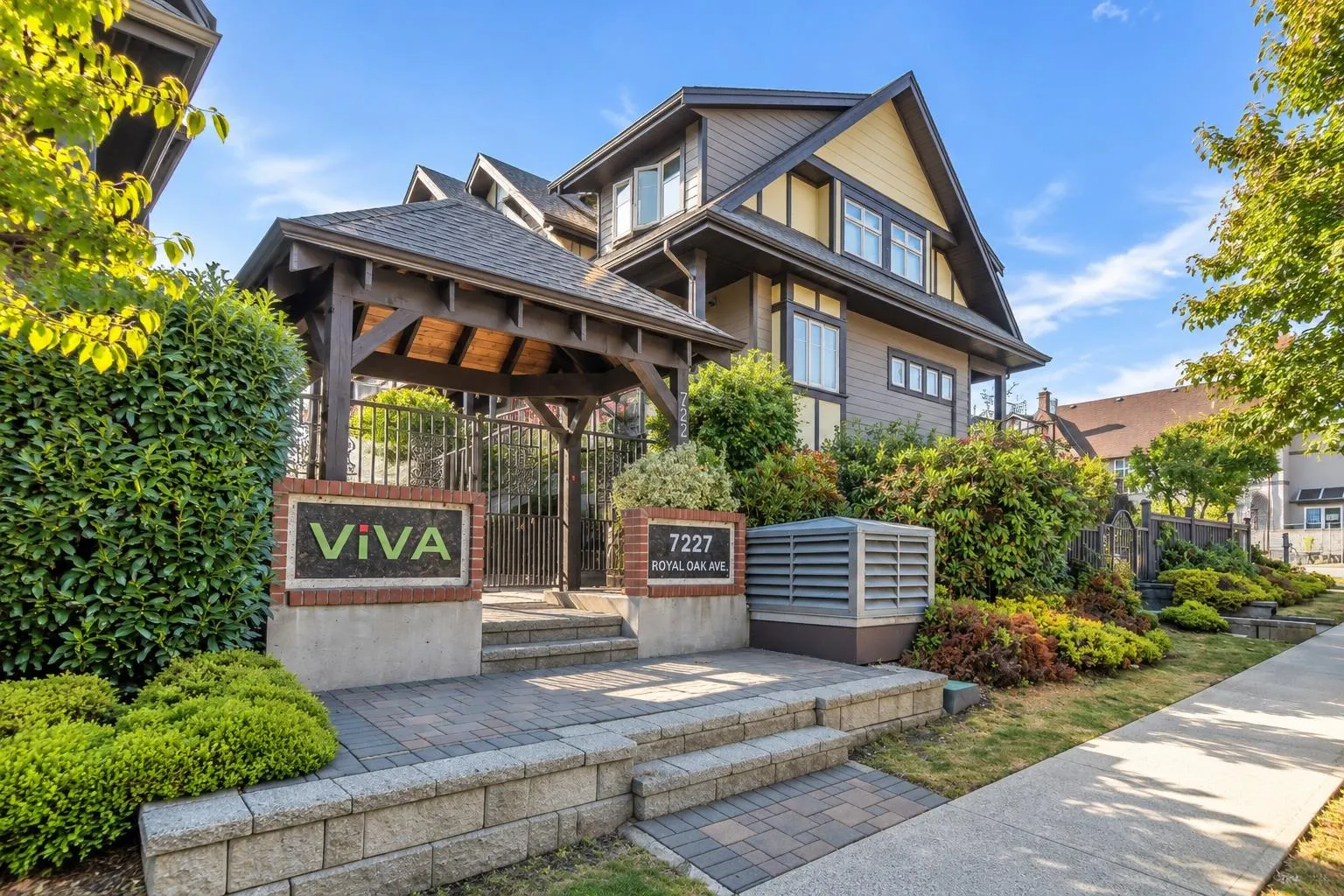 7227 Royal Oak Avenue #204