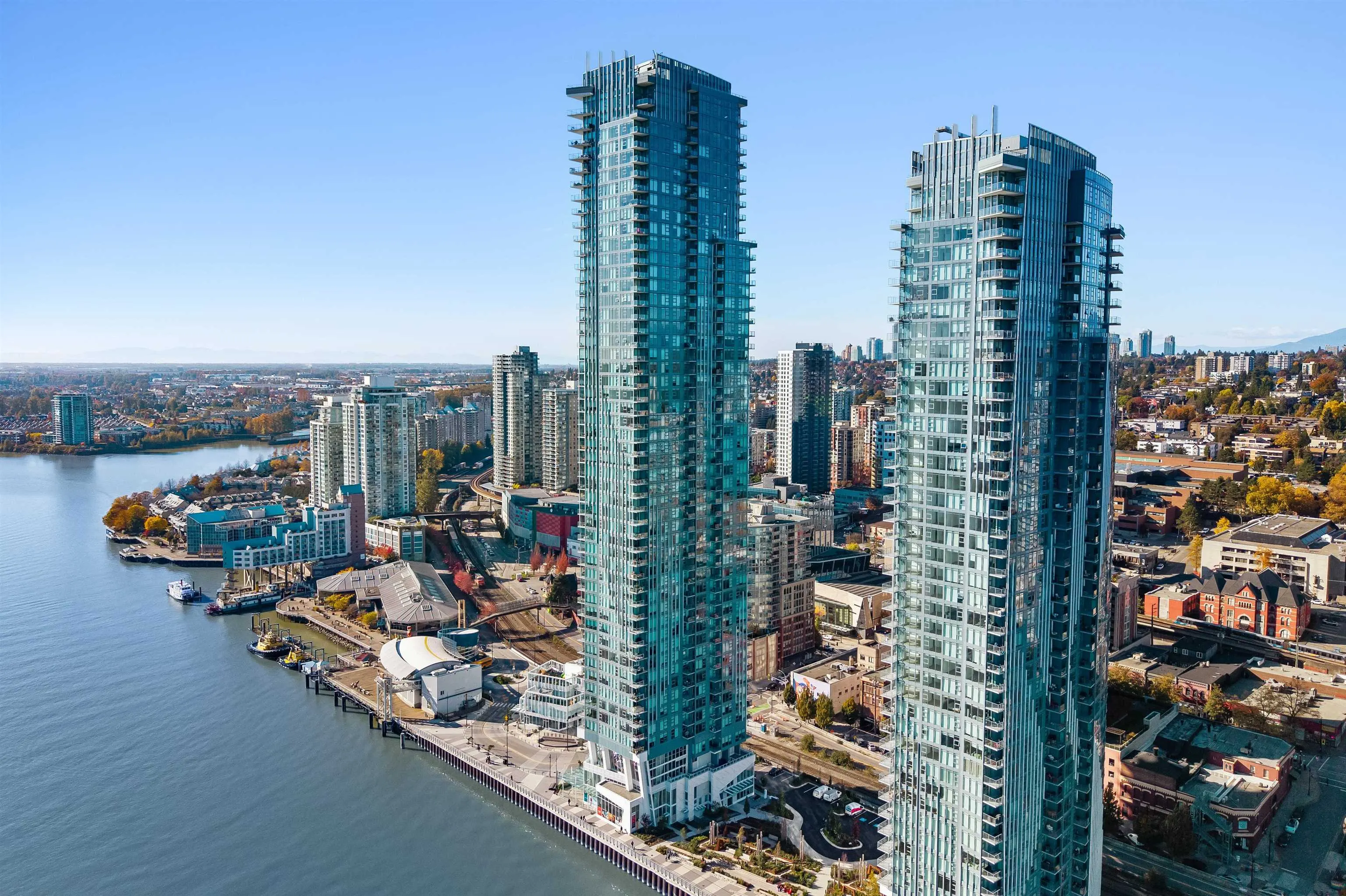 680 Quayside Drive #4201