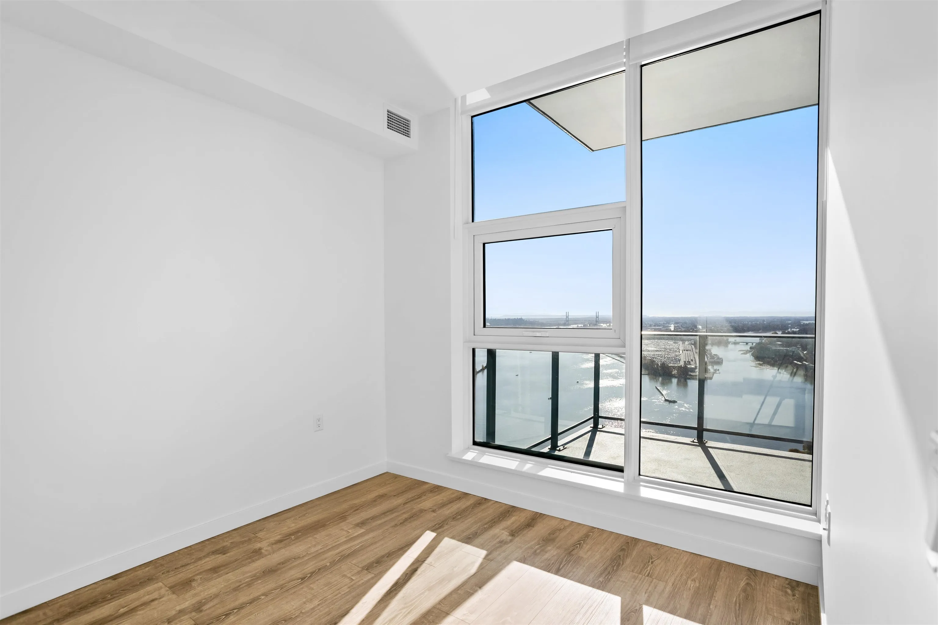 680 Quayside Drive #4201