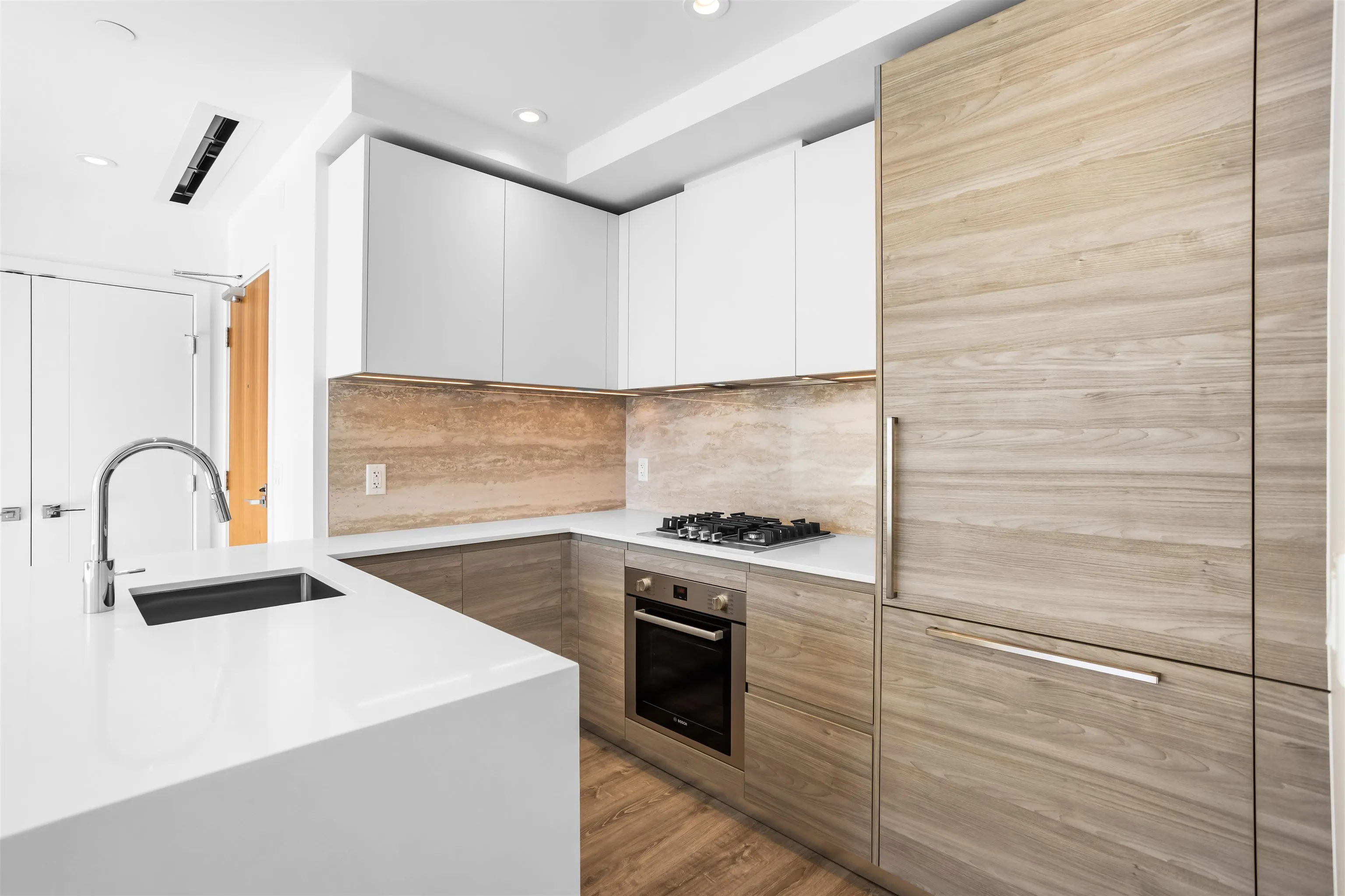 680 Quayside Drive #4201