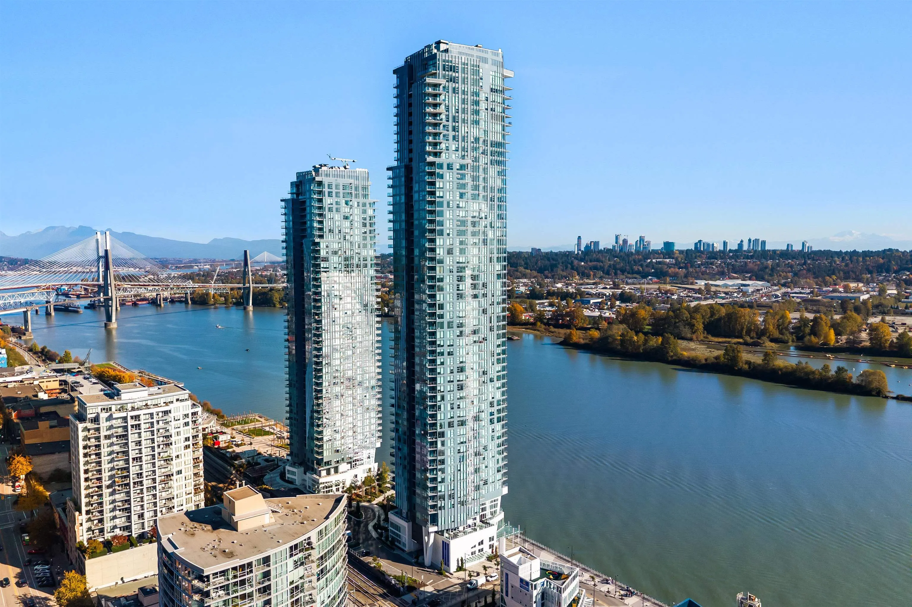 680 Quayside Drive #4201