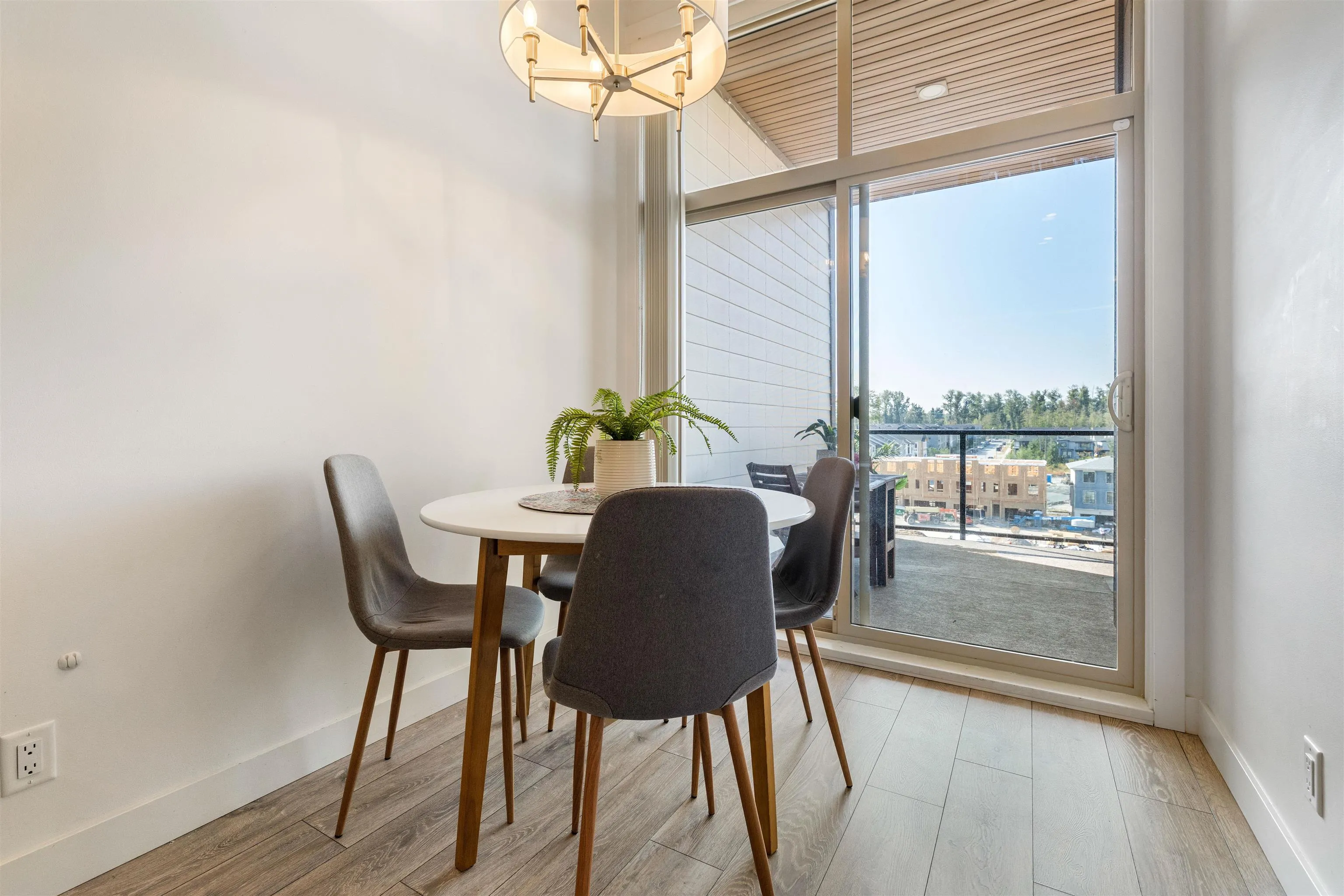 20673 78 Avenue #621