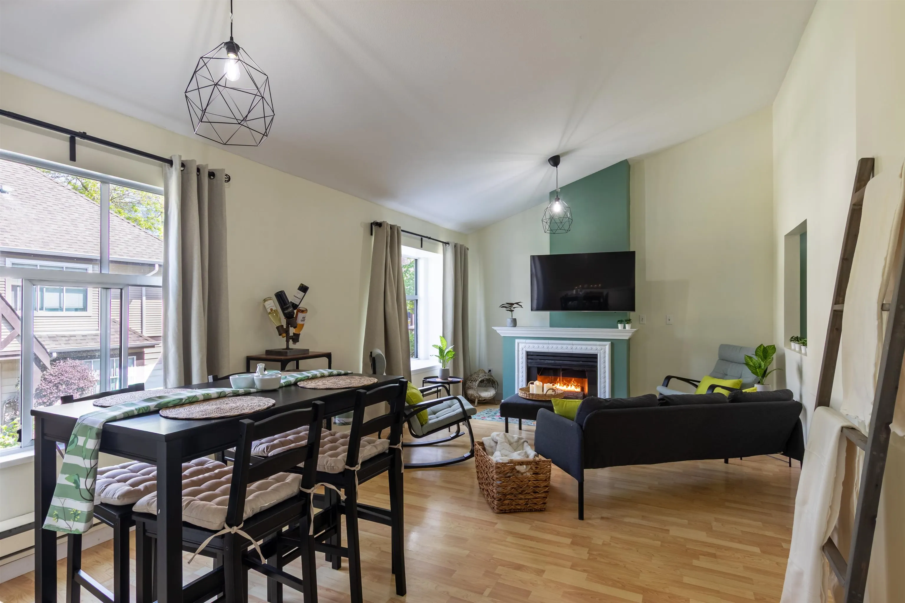12099 237 Street #90