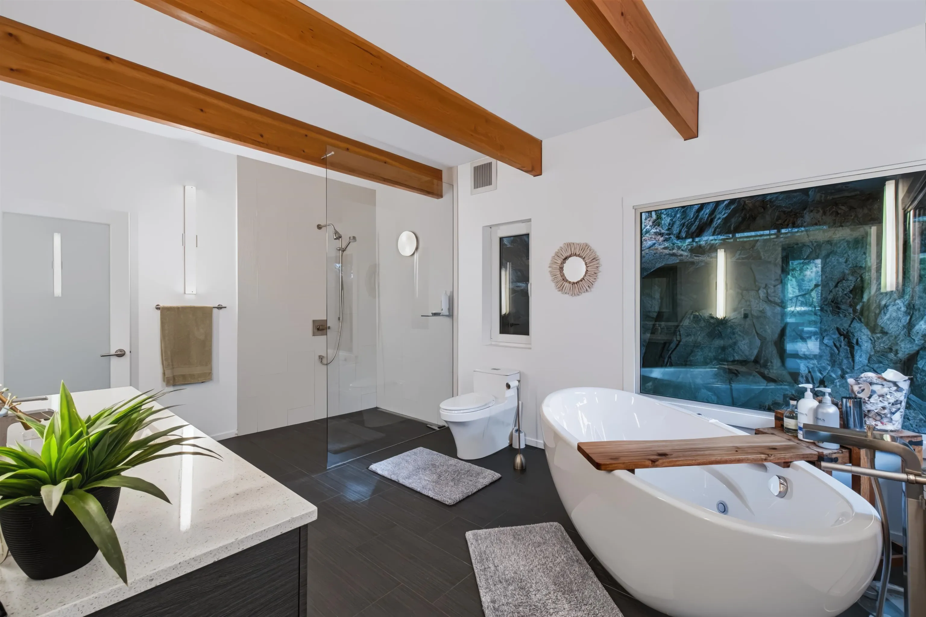 1079 Center Bay Road