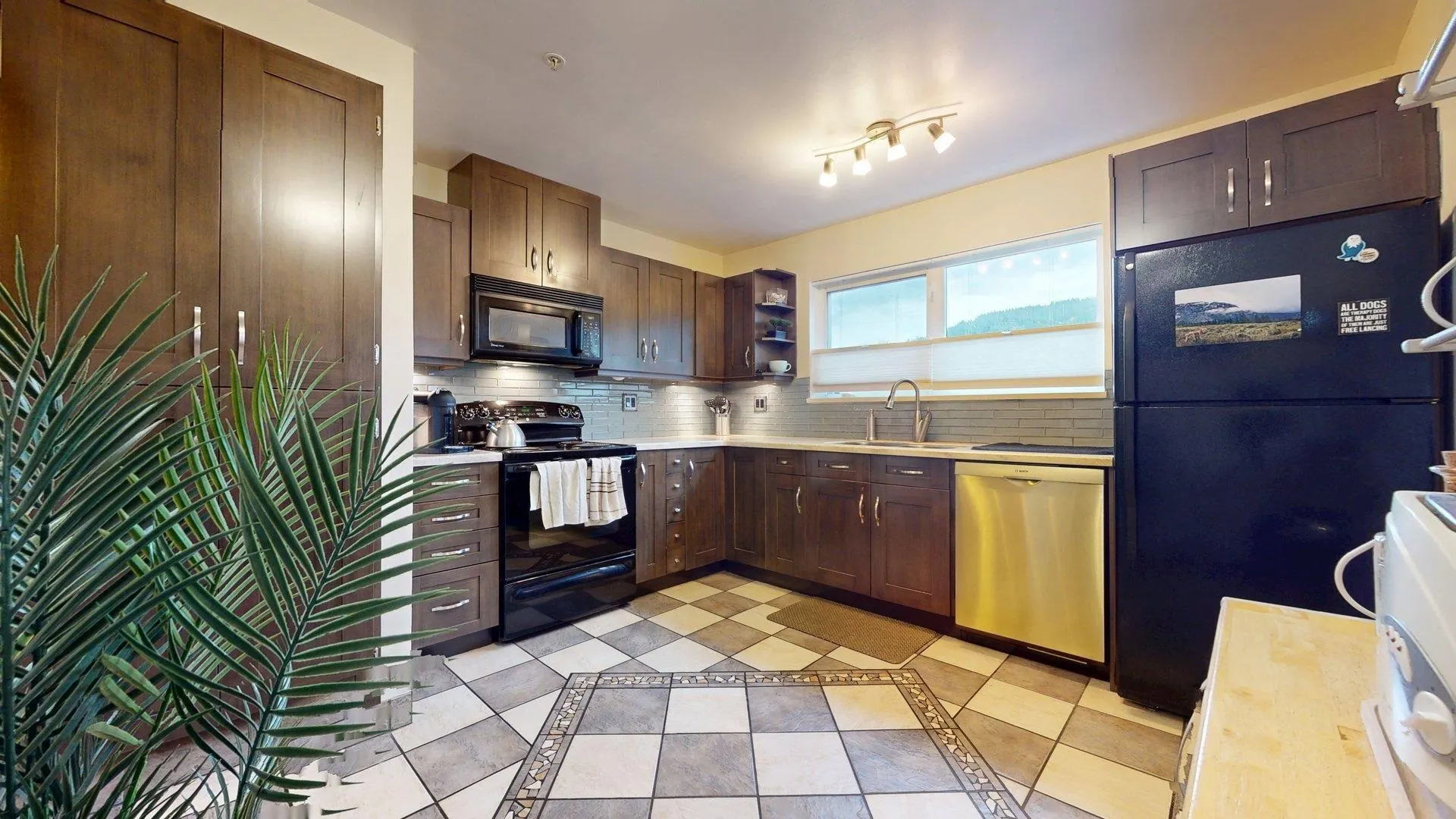 1468 Pemberton Avenue #201