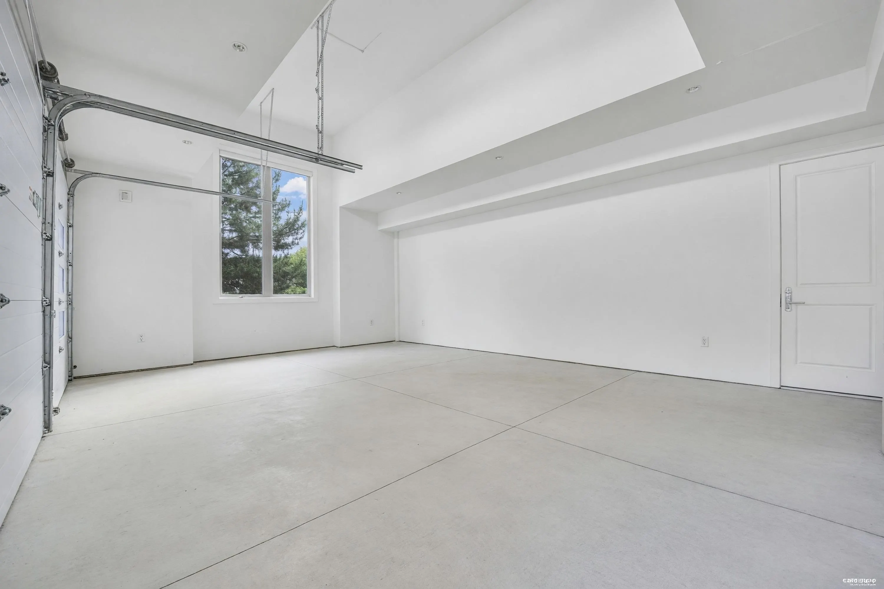 7280 Lombard Road