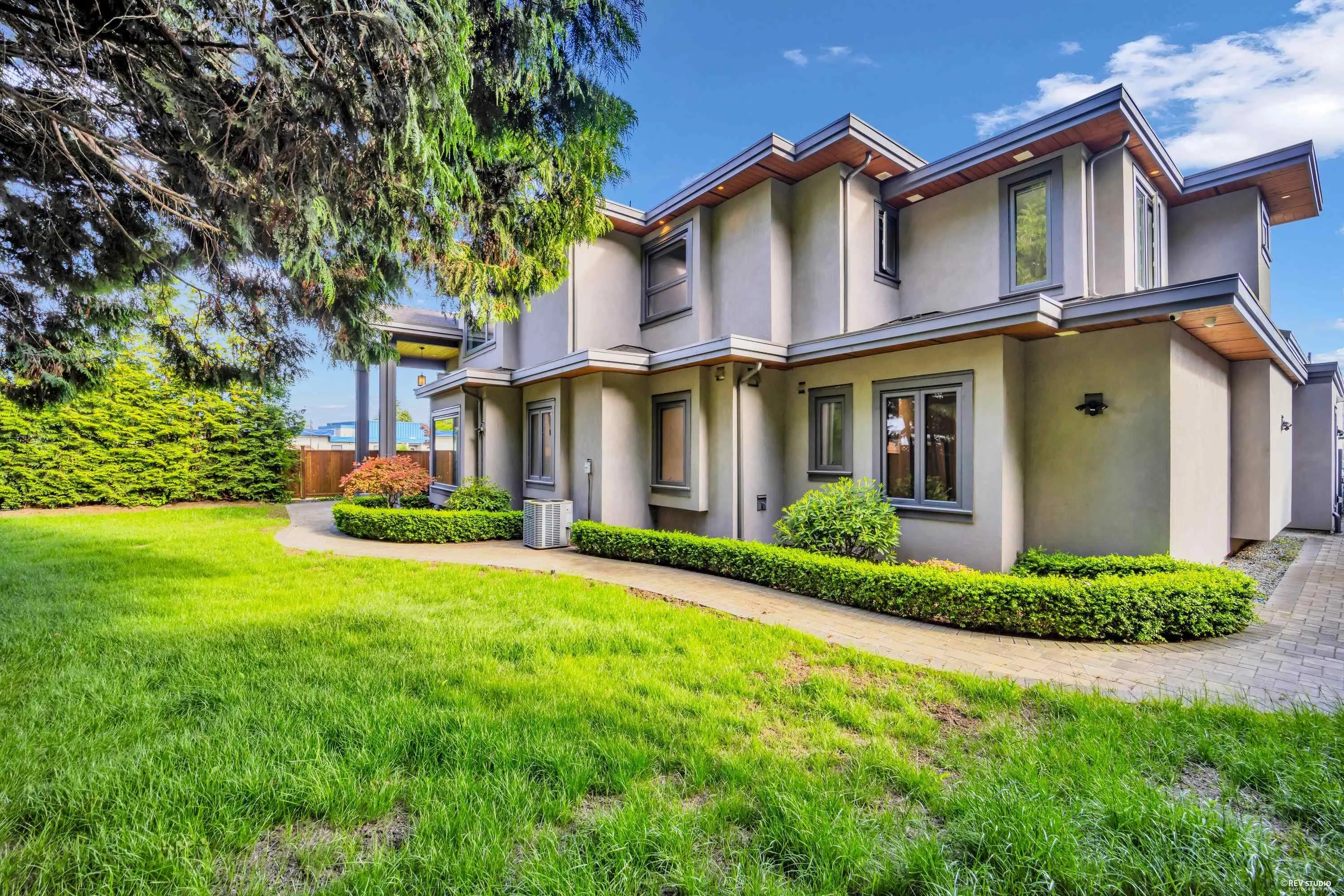 7280 Lombard Road