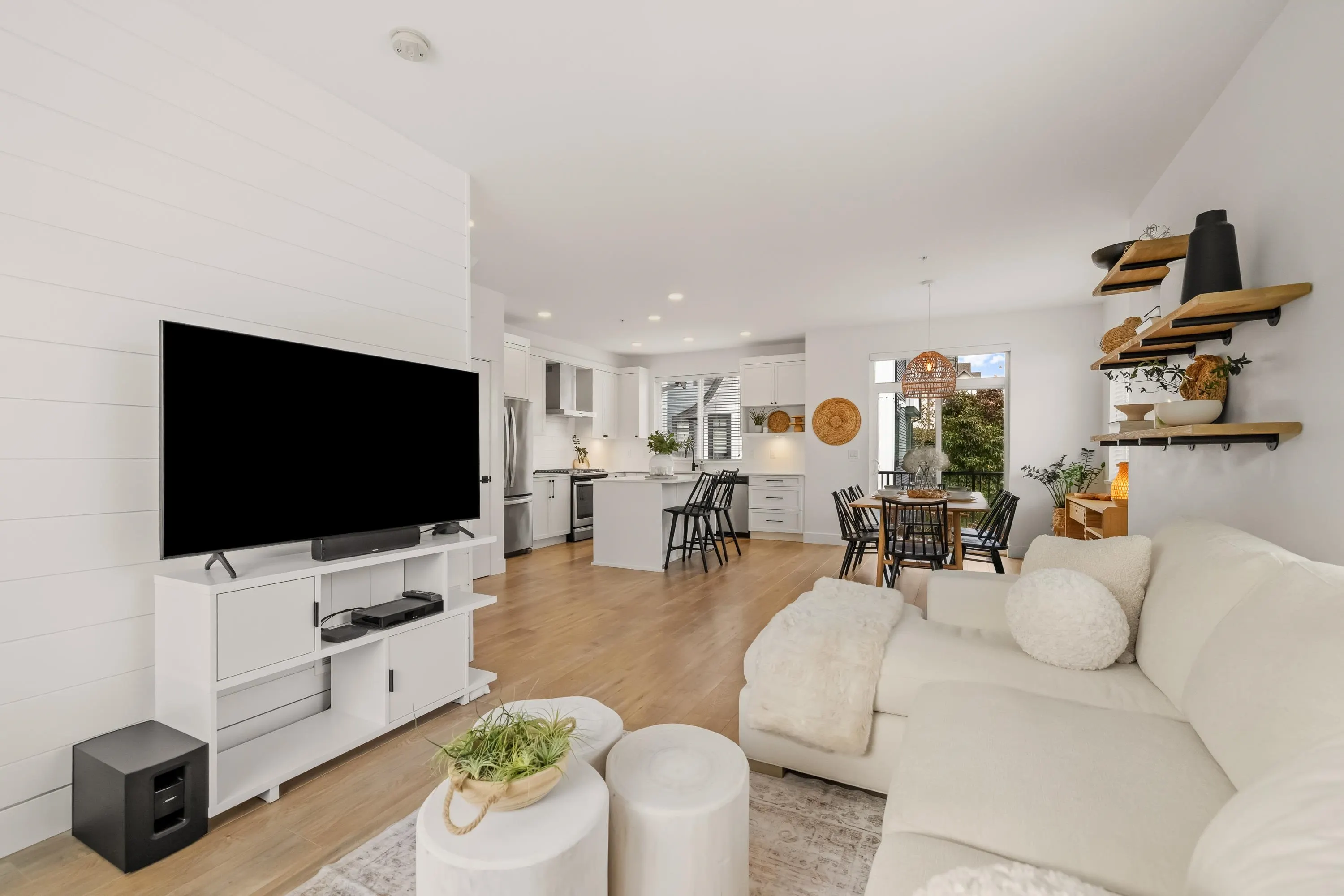 6897 201 Street #18
