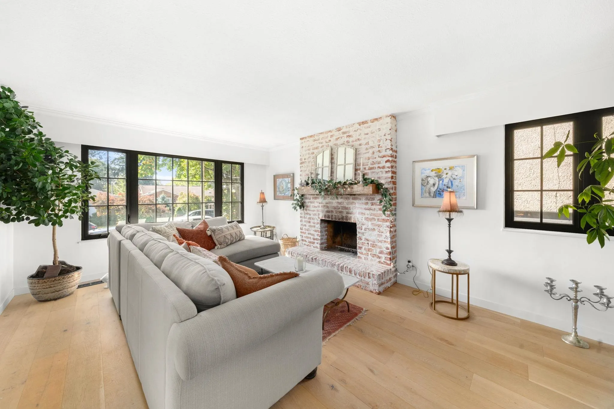 626 E 13th Street