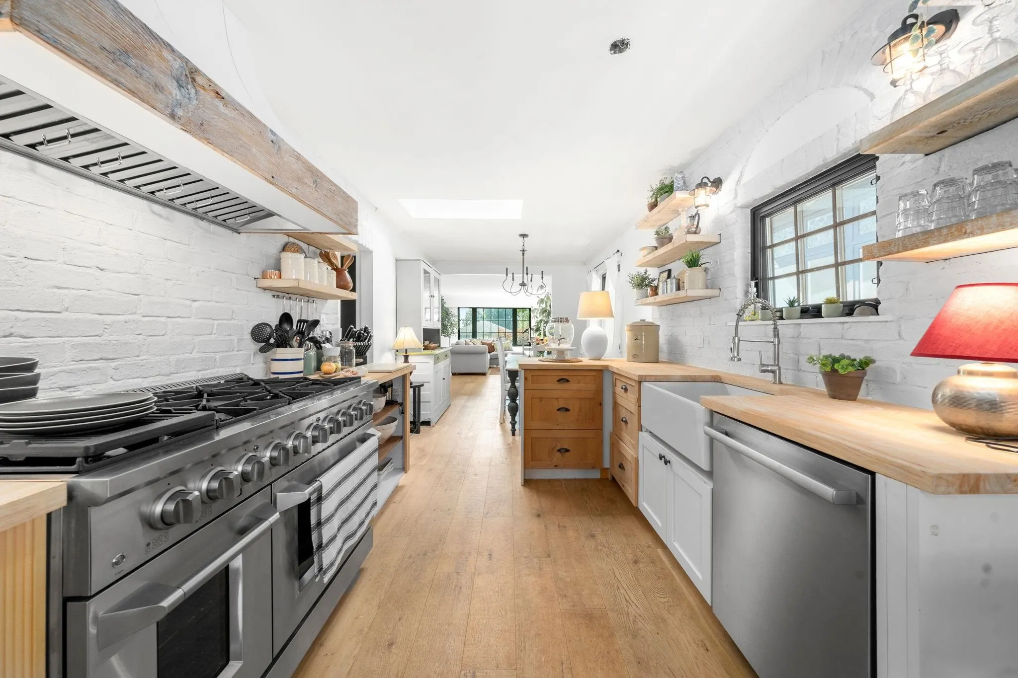 626 E 13th Street