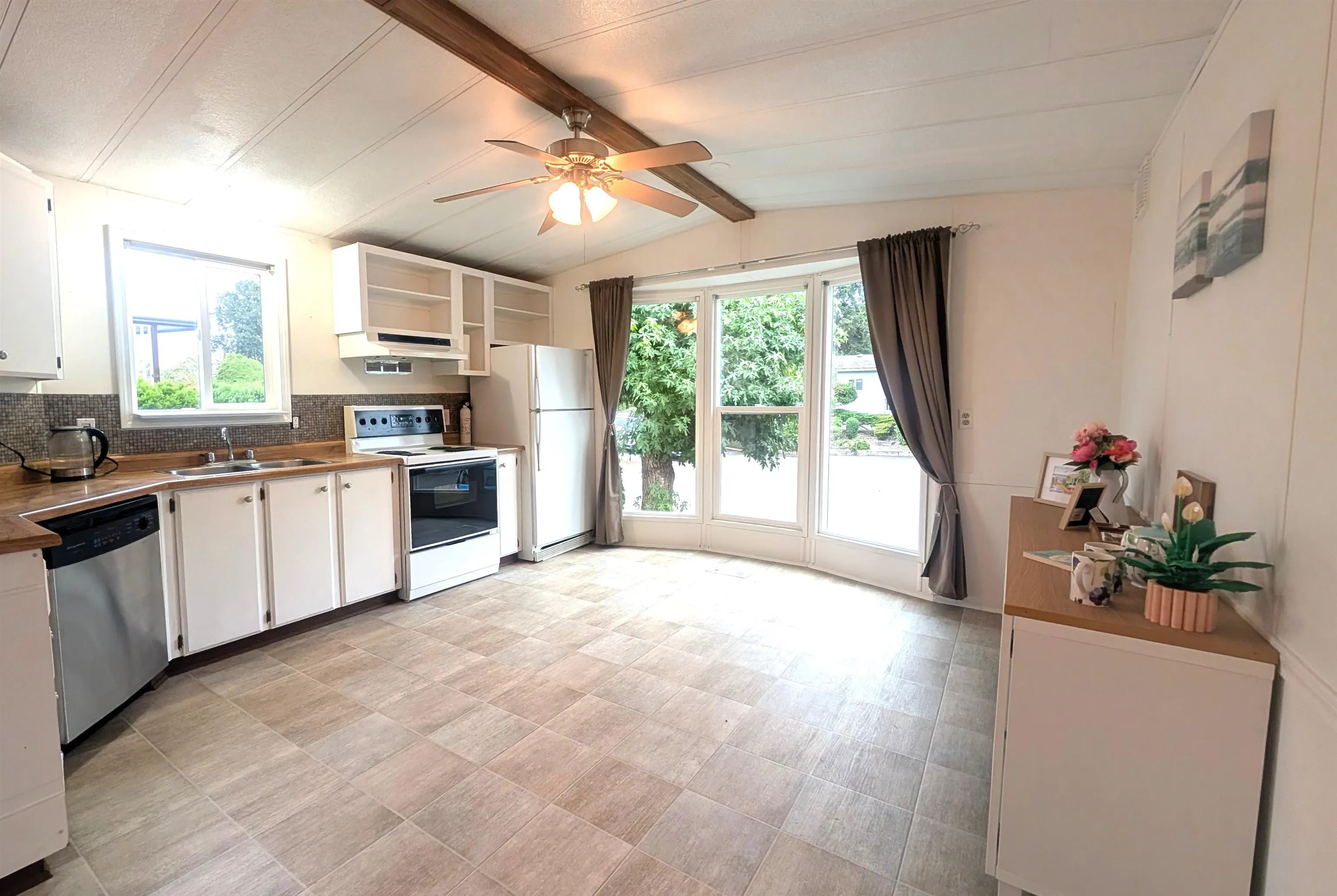 27111 0 Avenue #129