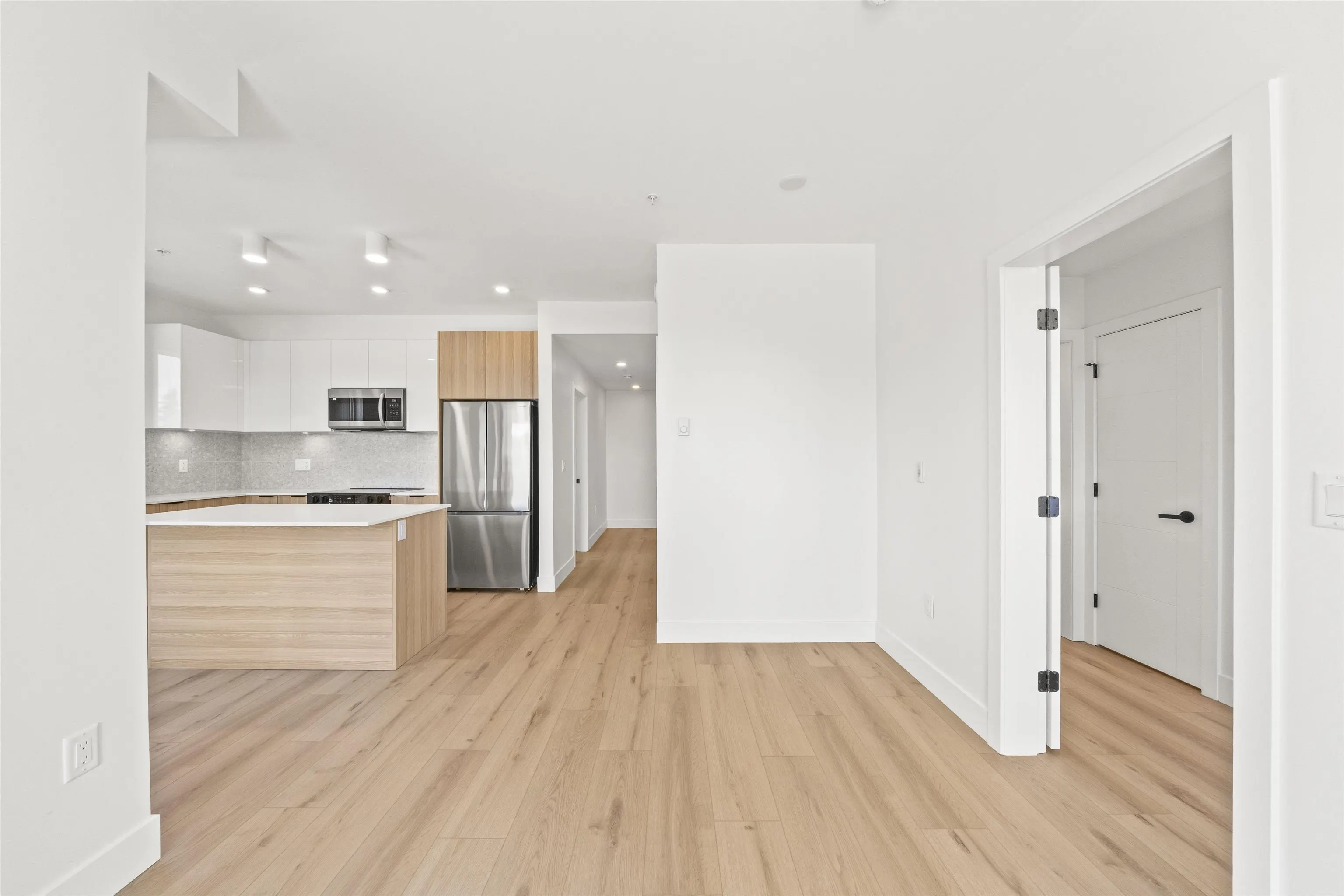 20769 Fraser Highway #401