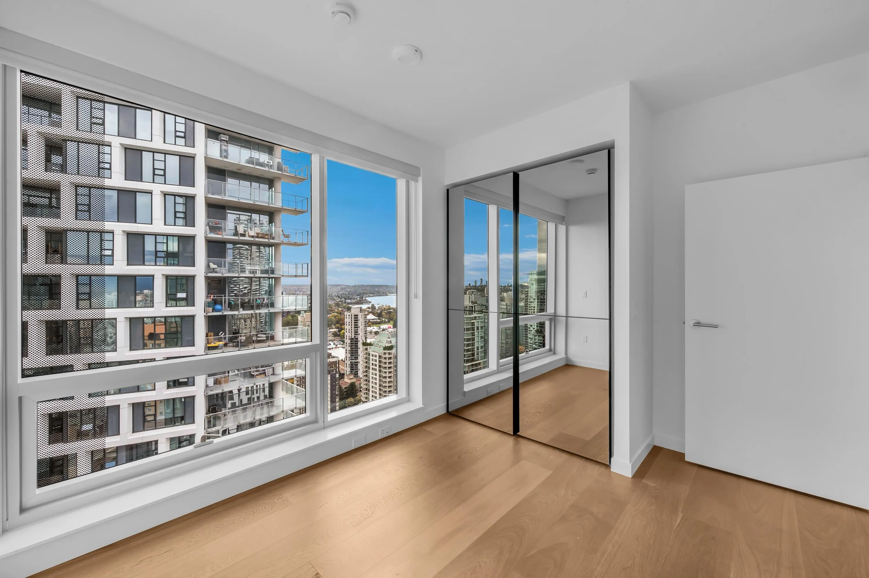 1277 Hornby Street #3307