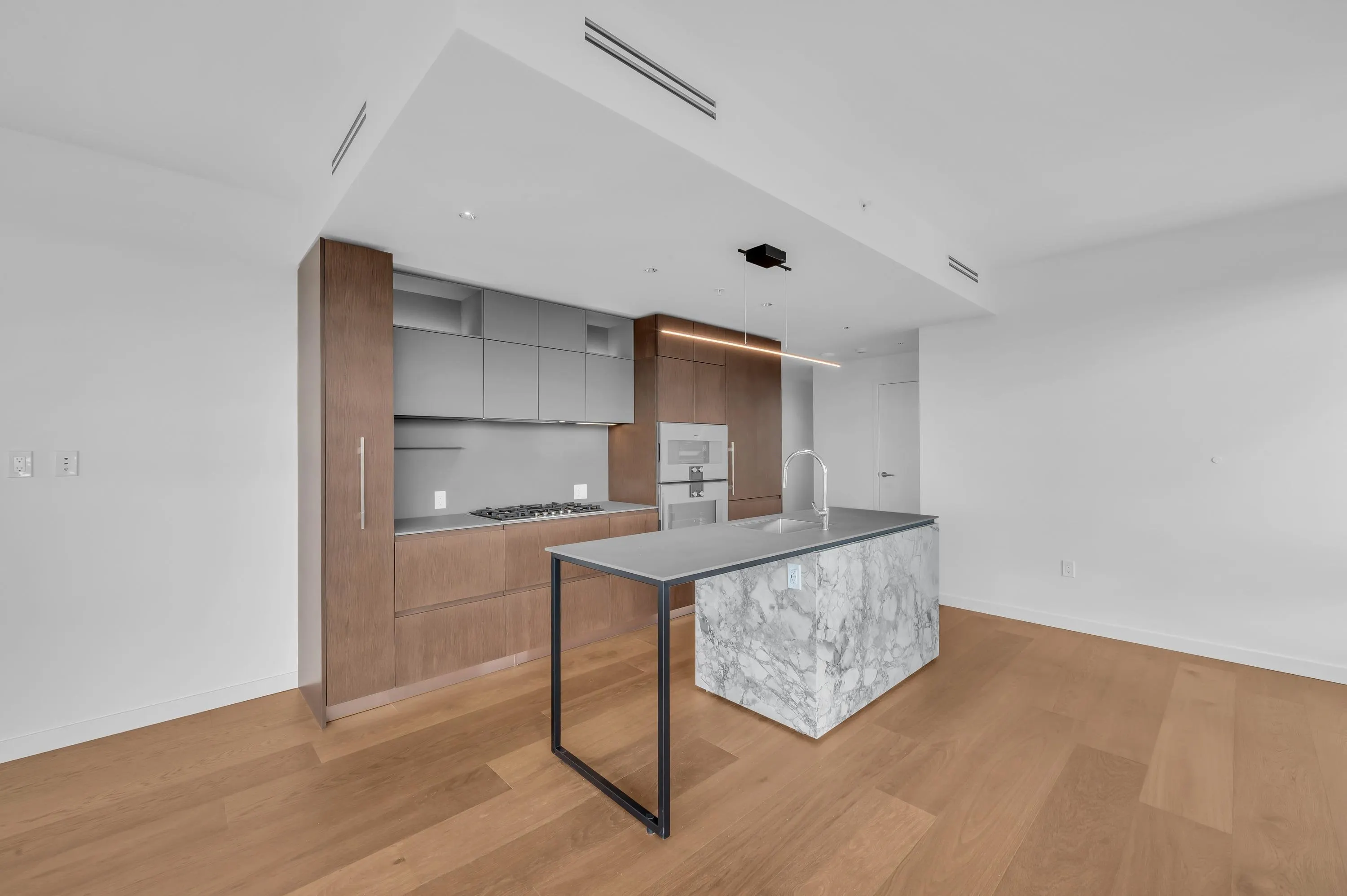 1277 Hornby Street #3307