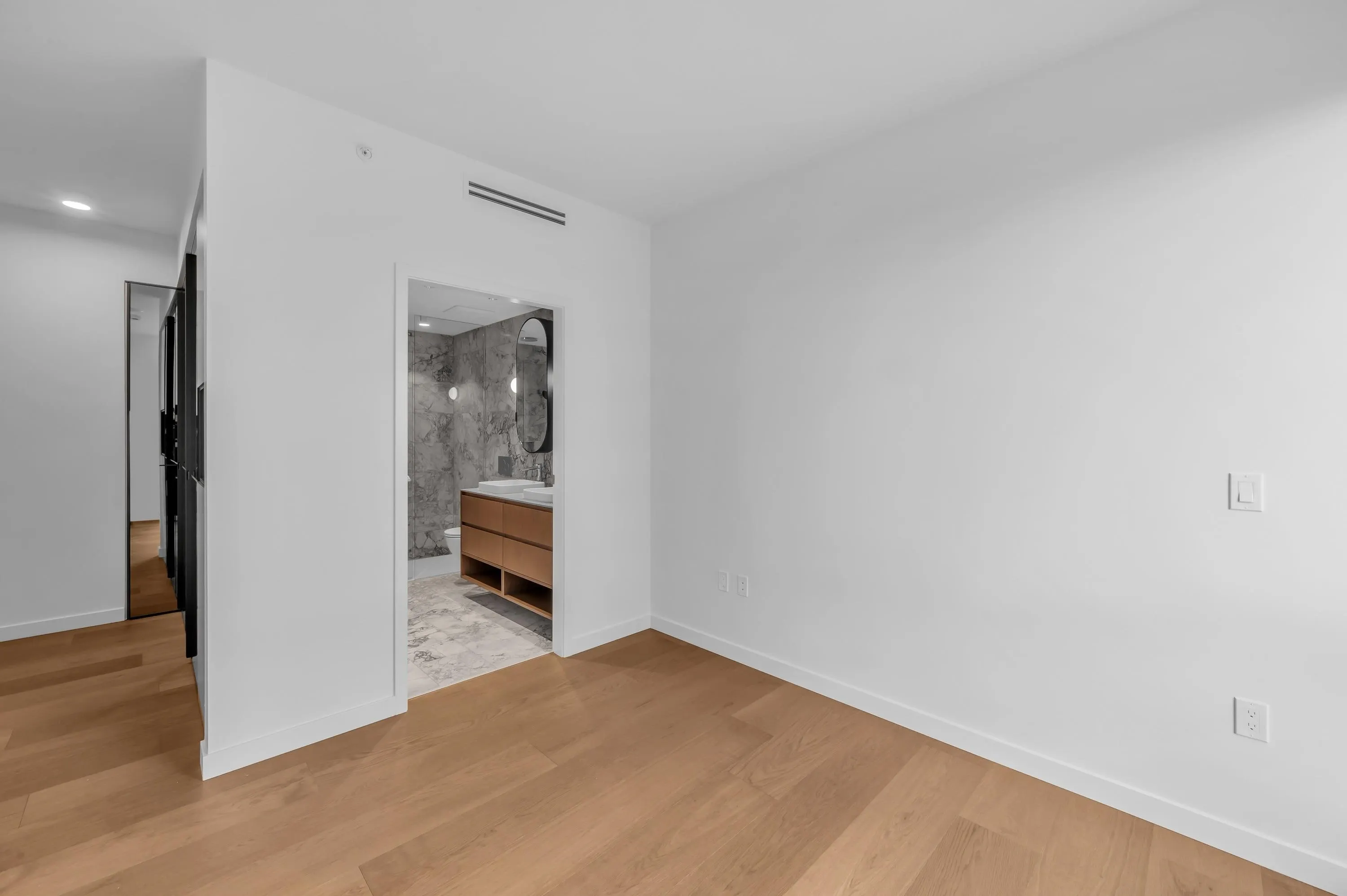 1277 Hornby Street #3307