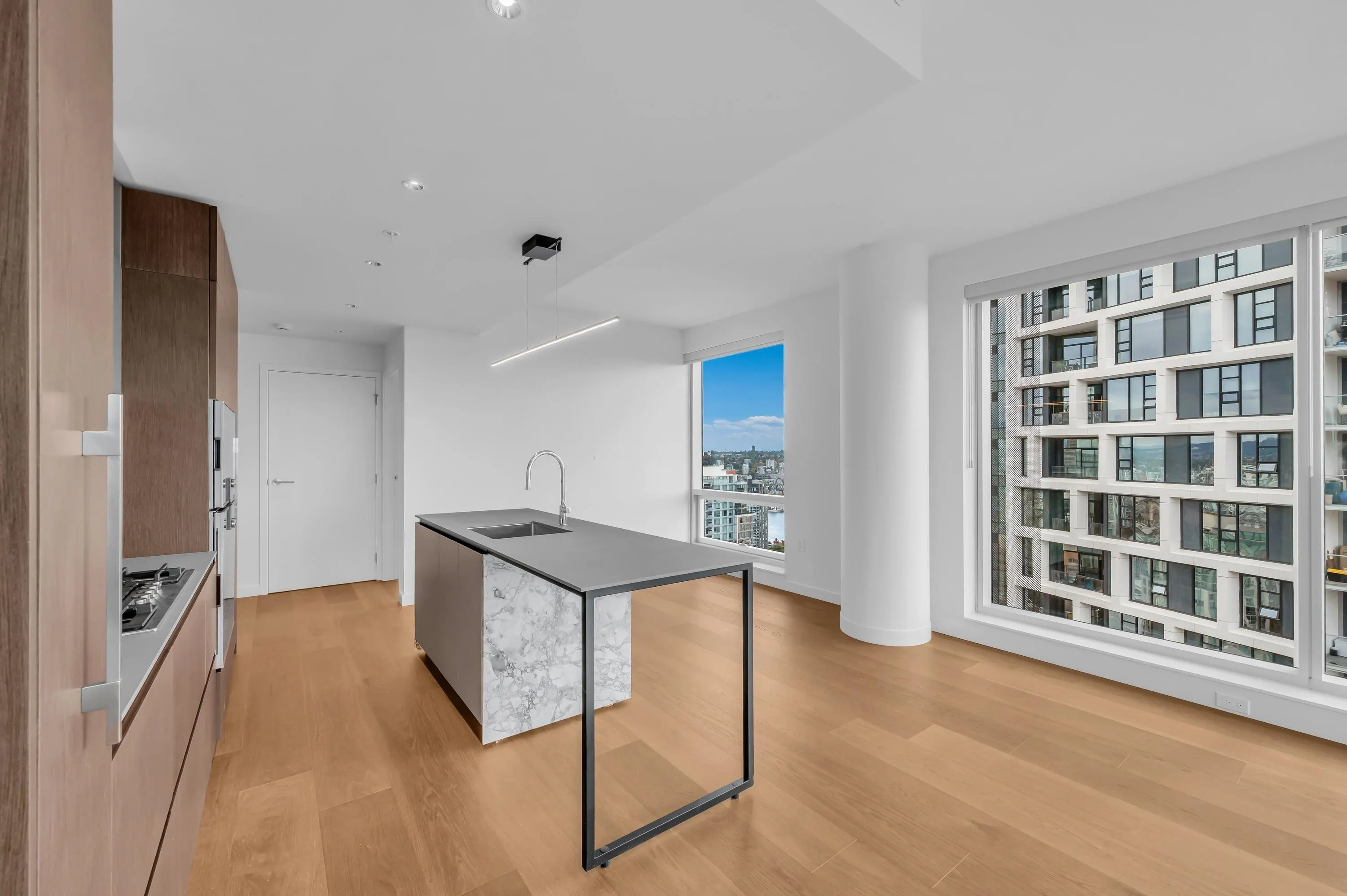 1277 Hornby Street #3307