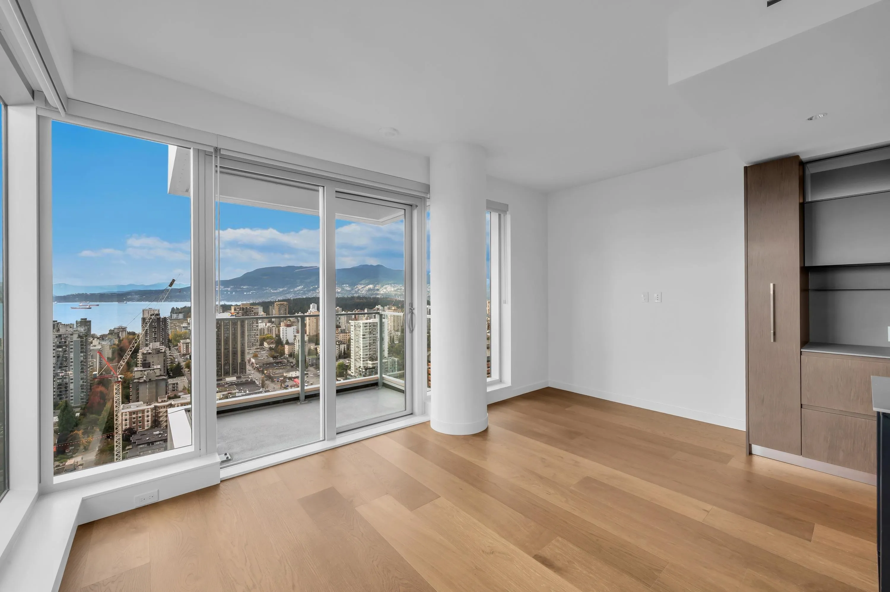 1277 Hornby Street #3307