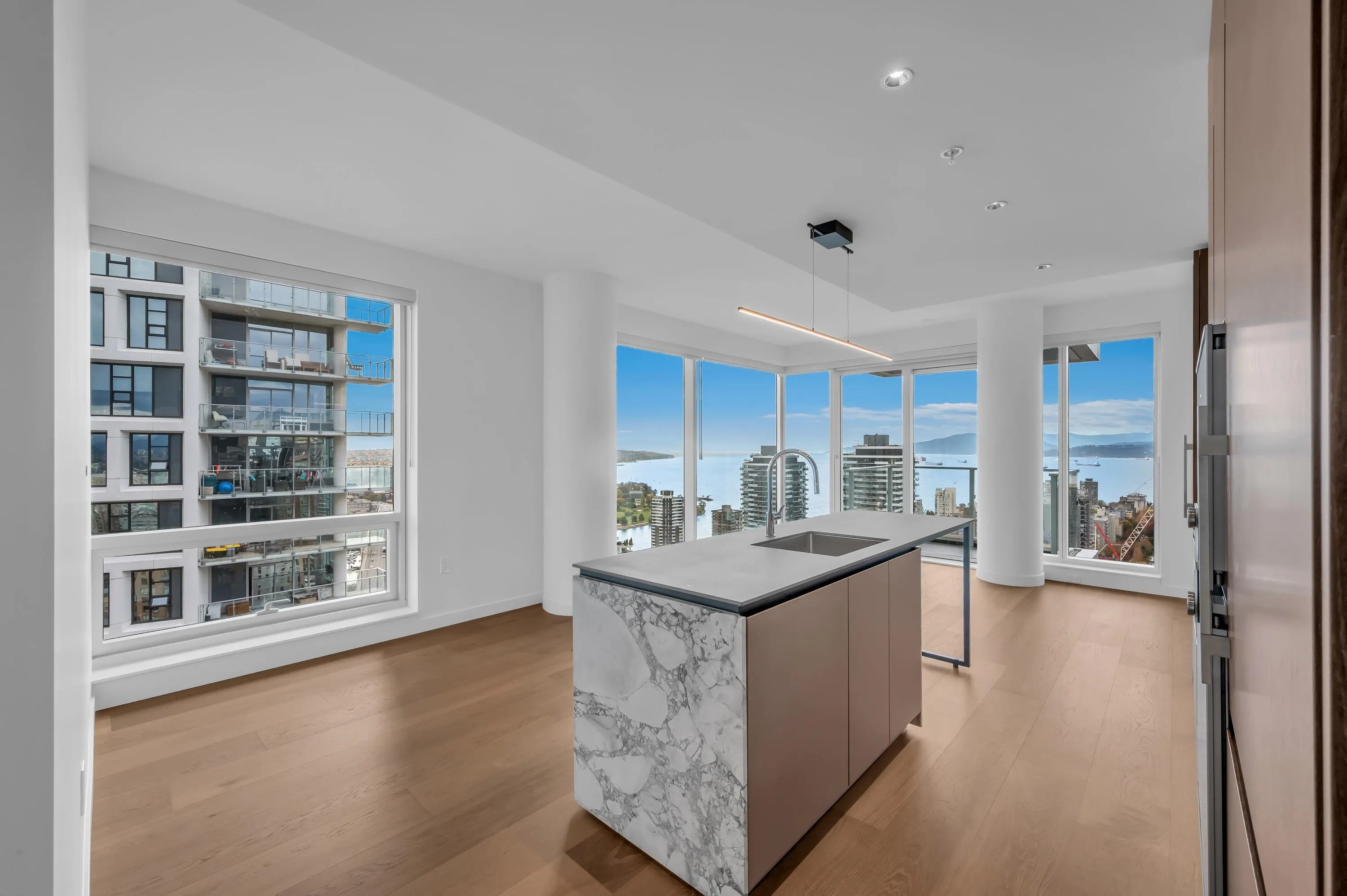 1277 Hornby Street #3307