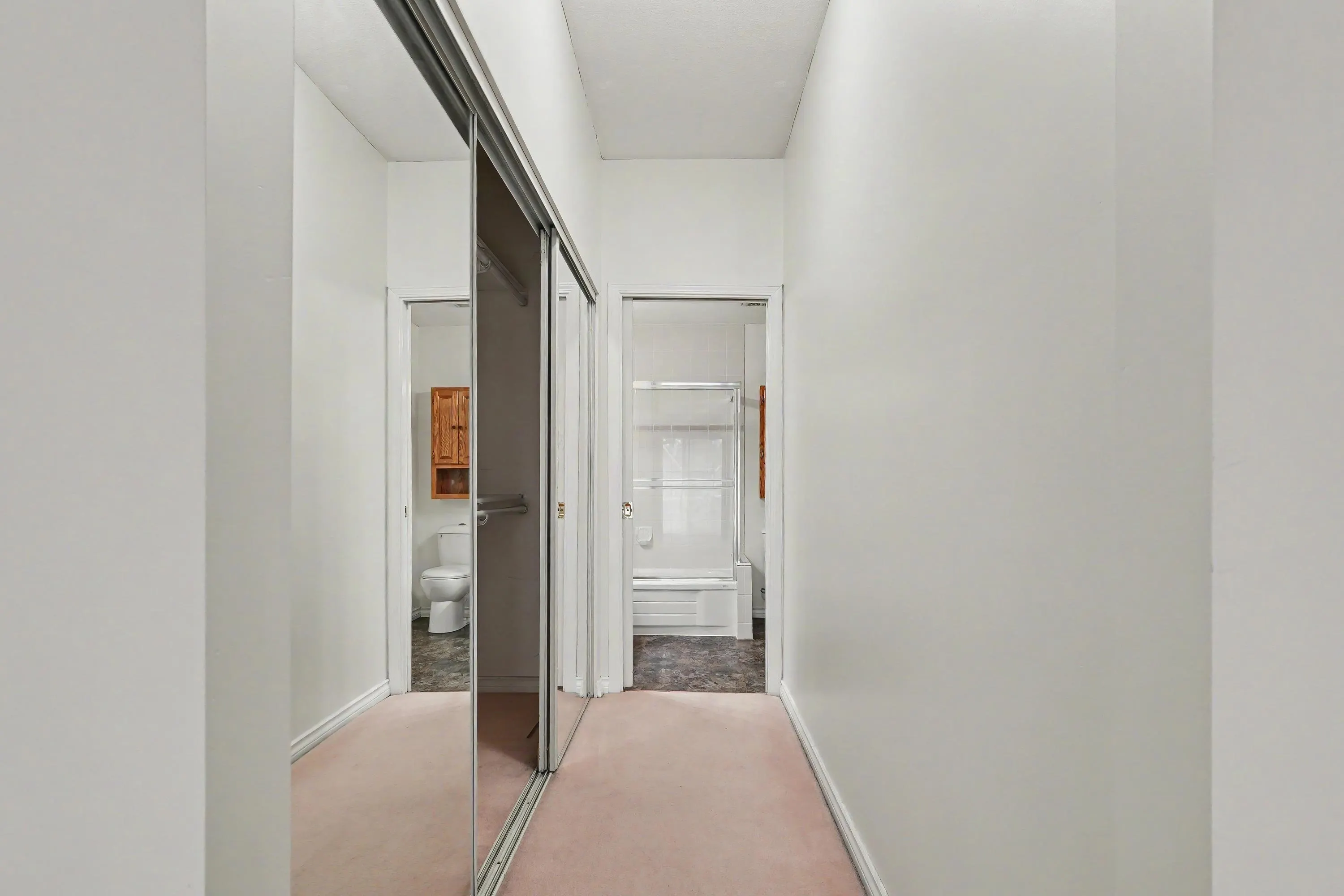 25 Richmond Street #202
