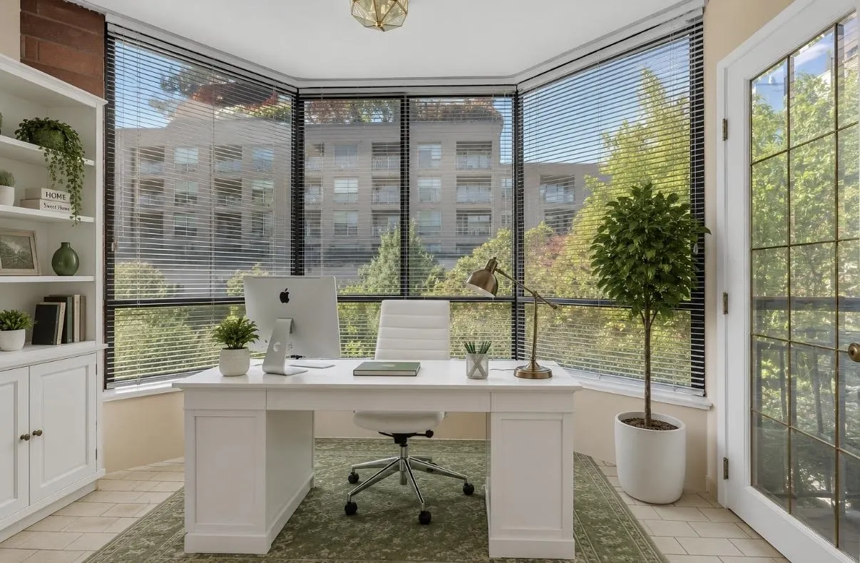 2140 Briar Avenue #206