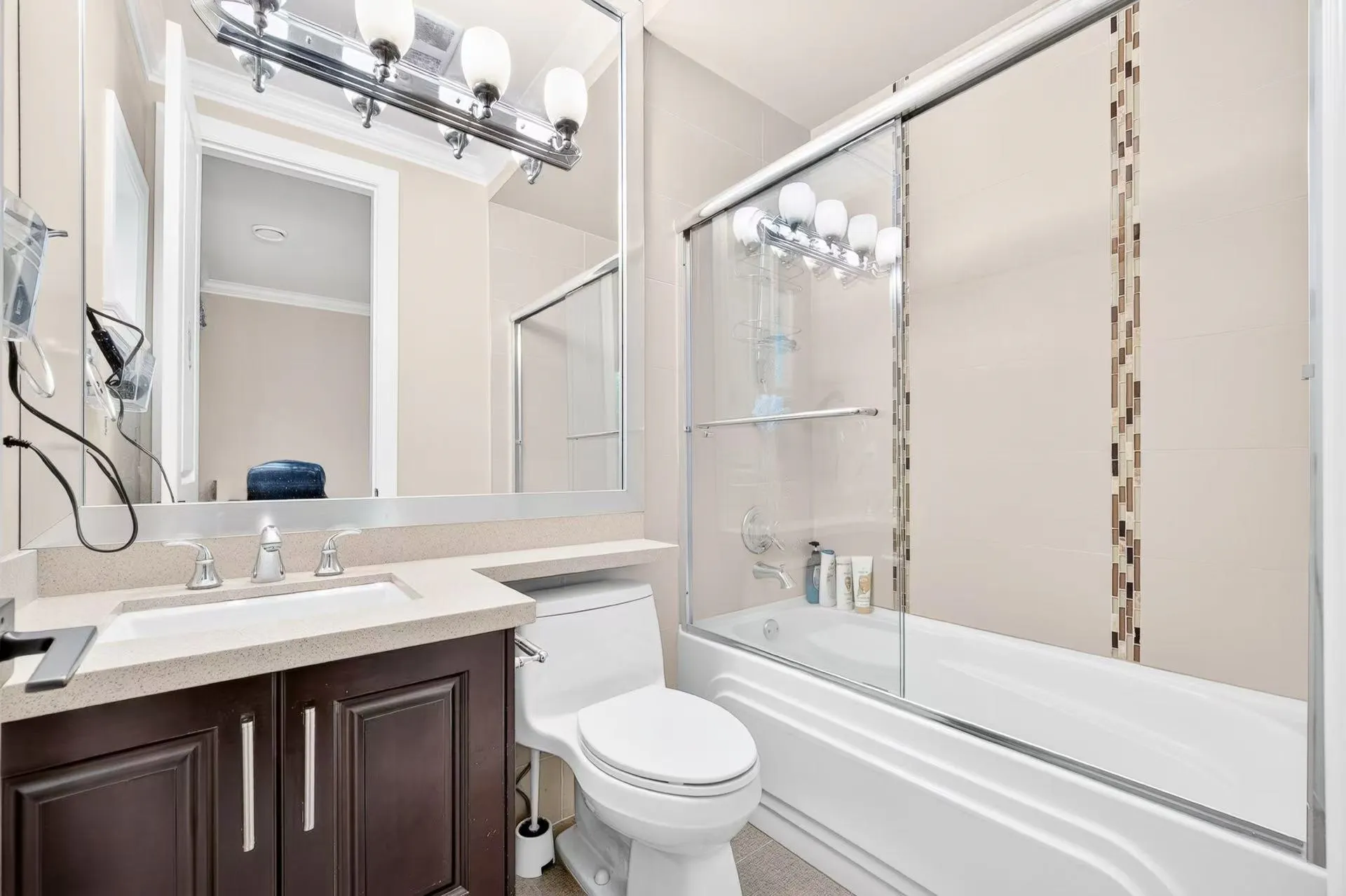 9491 Glenbrook Drive