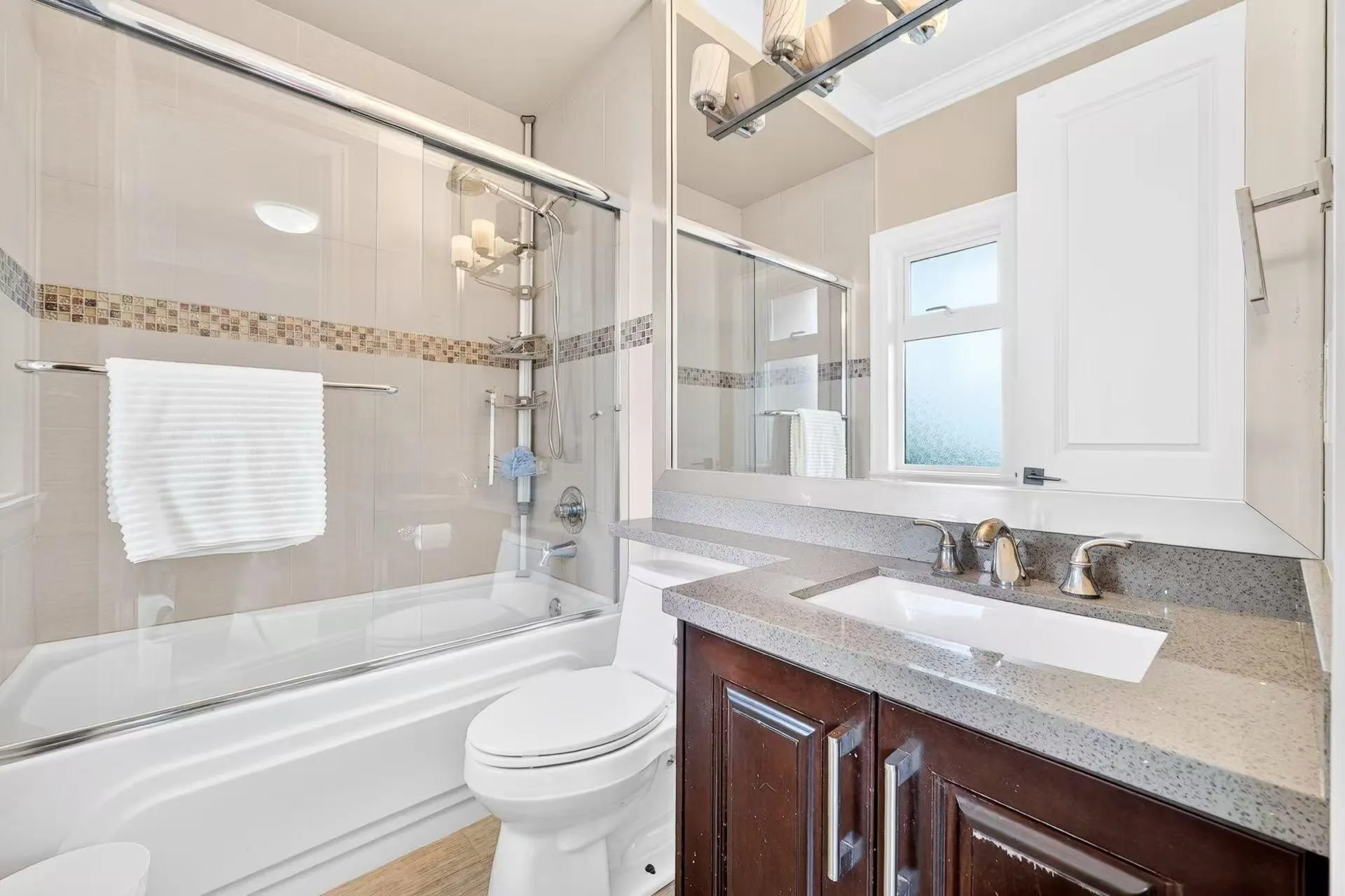 9491 Glenbrook Drive
