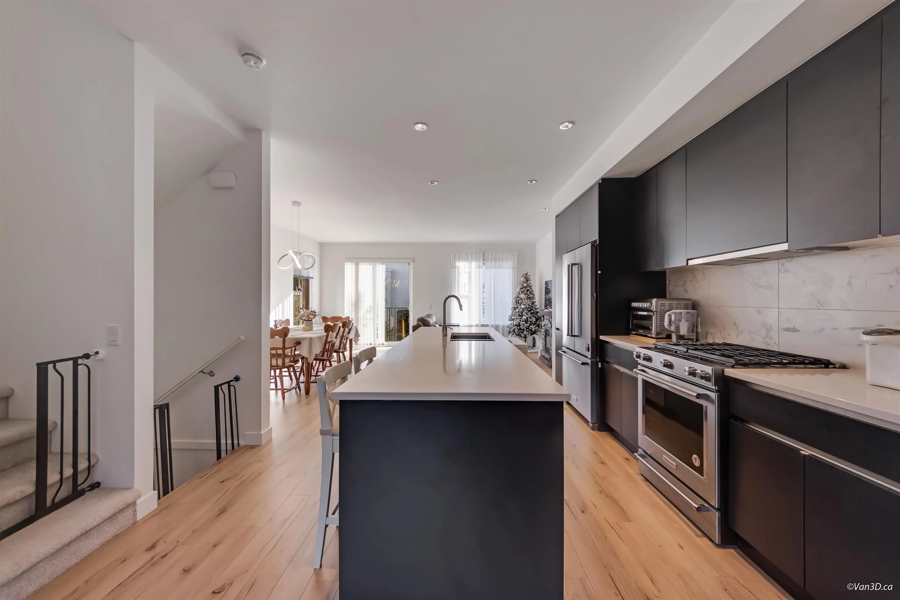 1228 Hudson Street #25