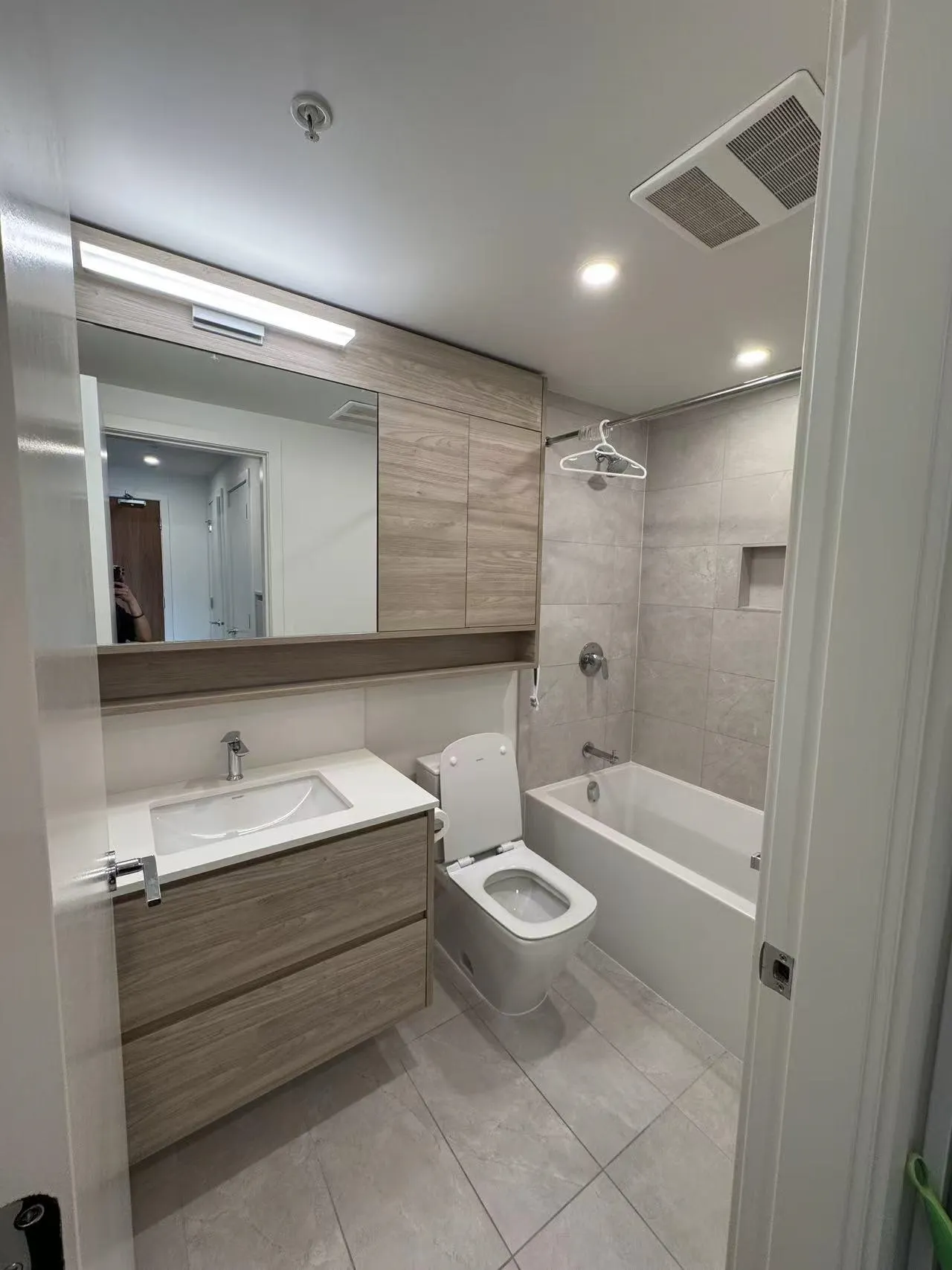 595 Austin Ave #1307