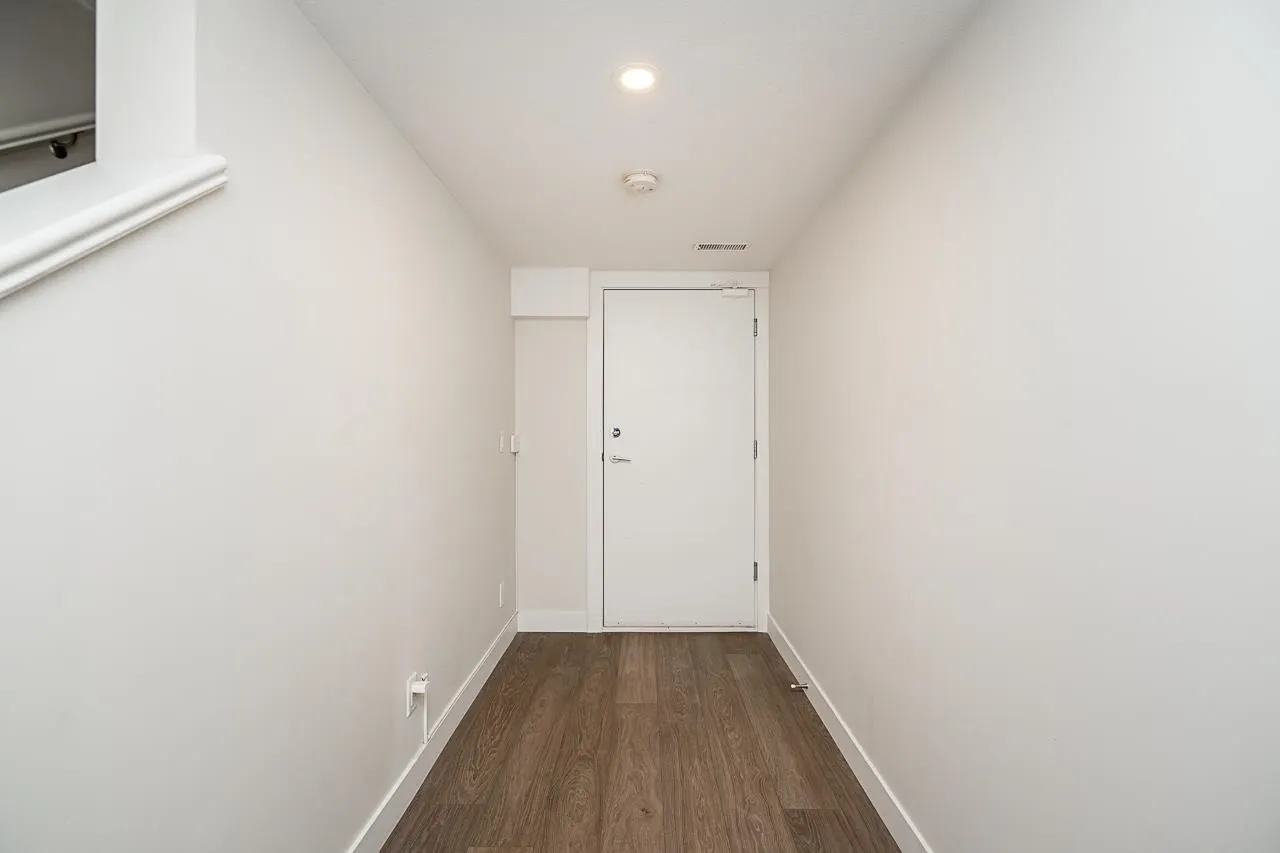 1260 Riverside Drive #4