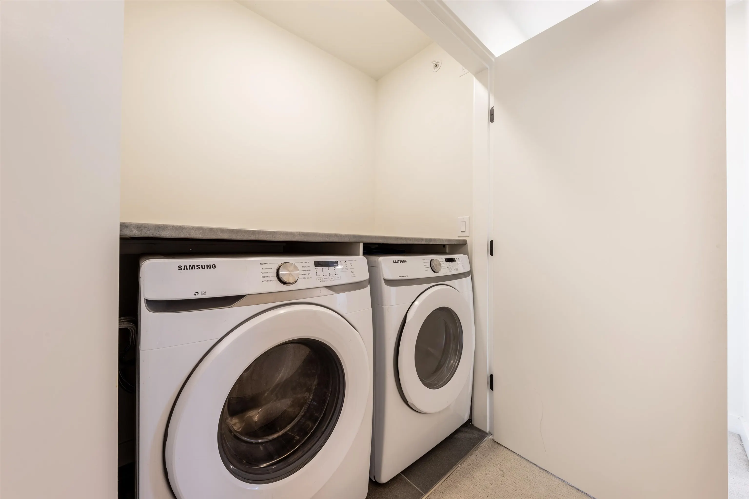 488 Furness Street #123