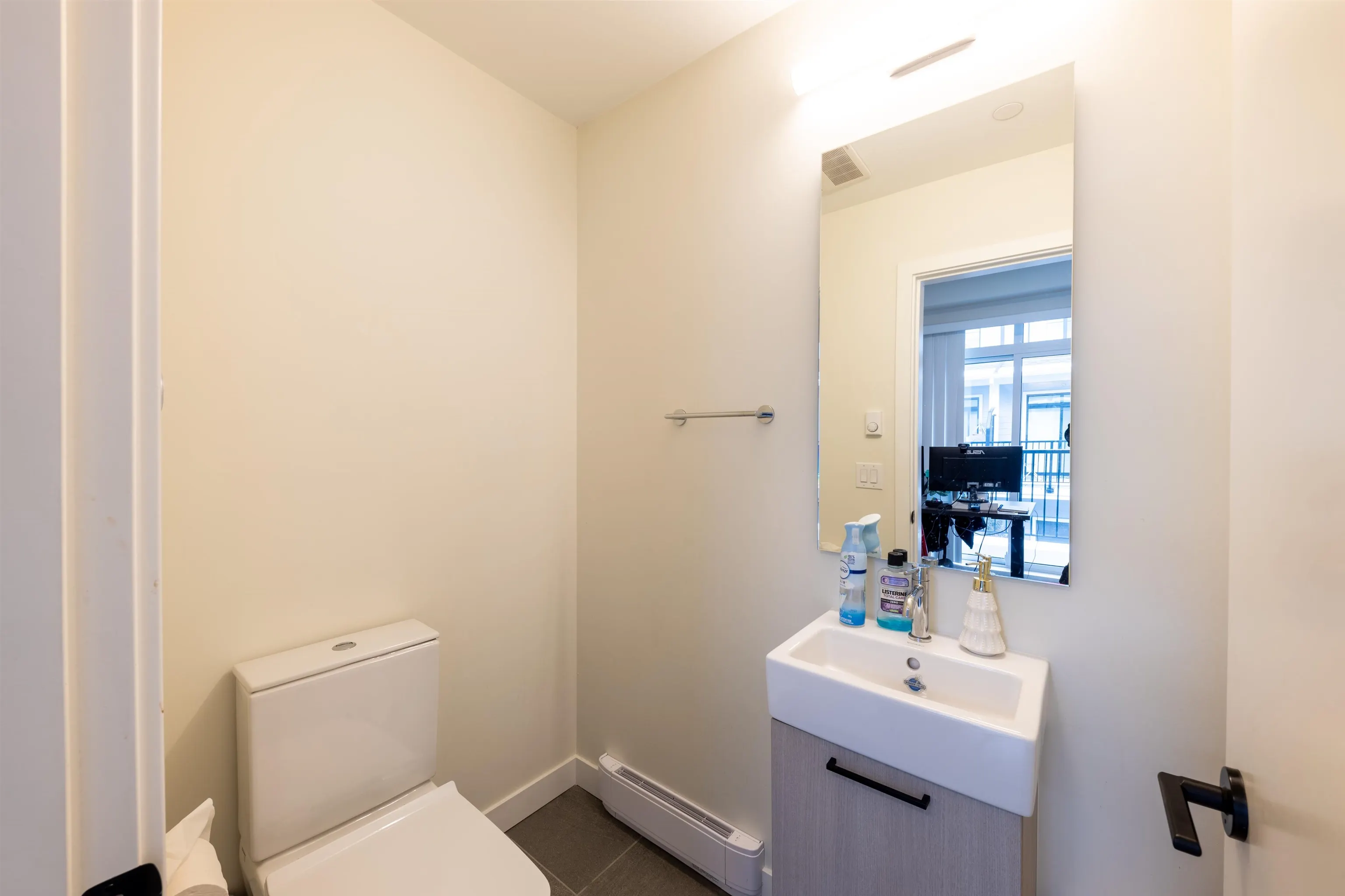 488 Furness Street #123