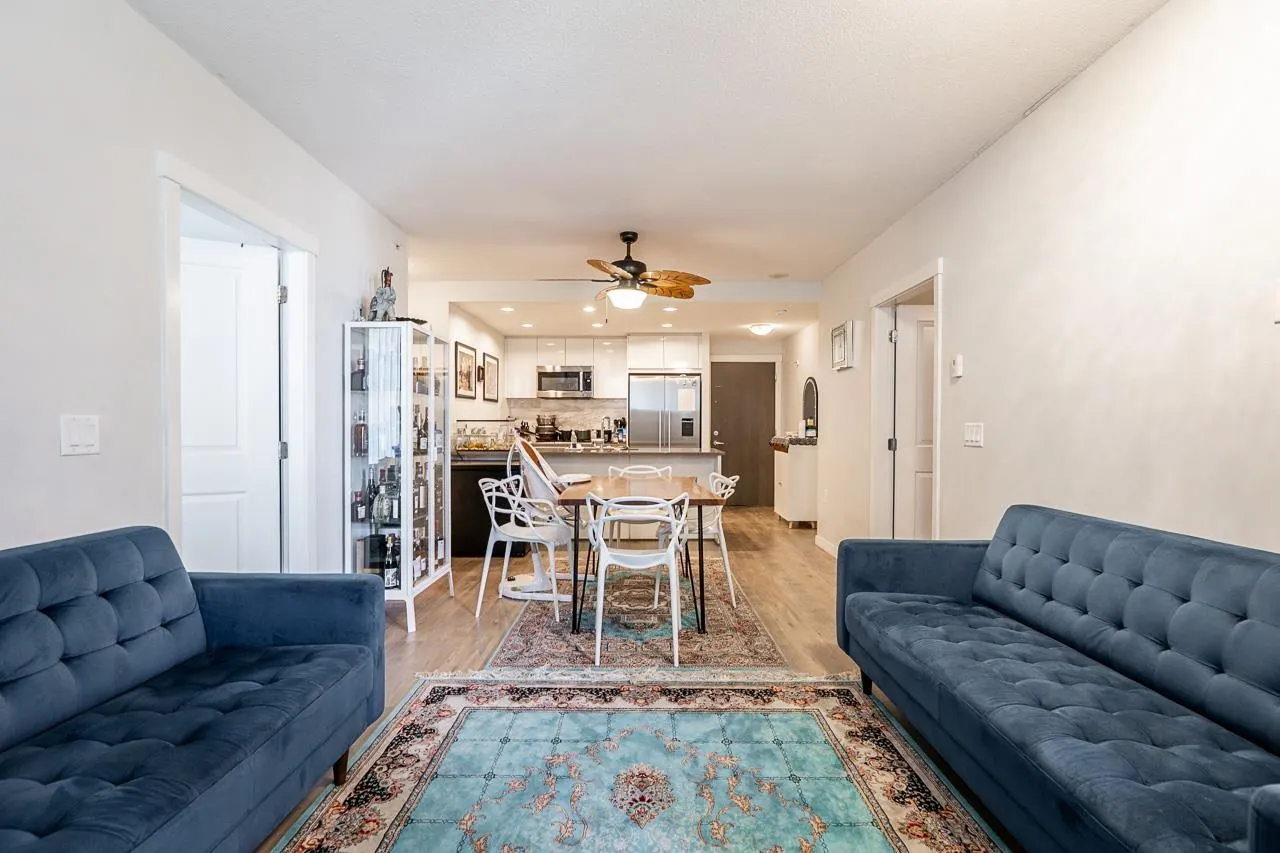 3281 E Kent Avenue North #1006