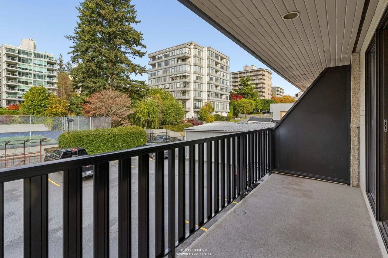 1459 Clyde Avenue