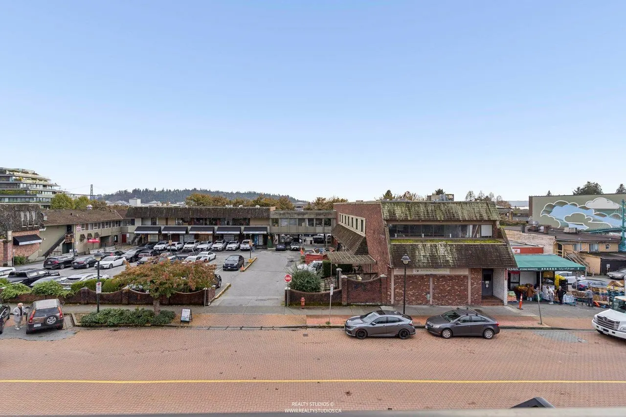 1459 Clyde Avenue